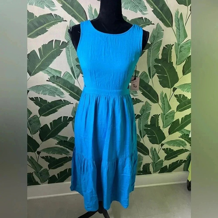 Sincerely Jules Blue Linen Blend Sleeveless open back tank dress Size M NWT