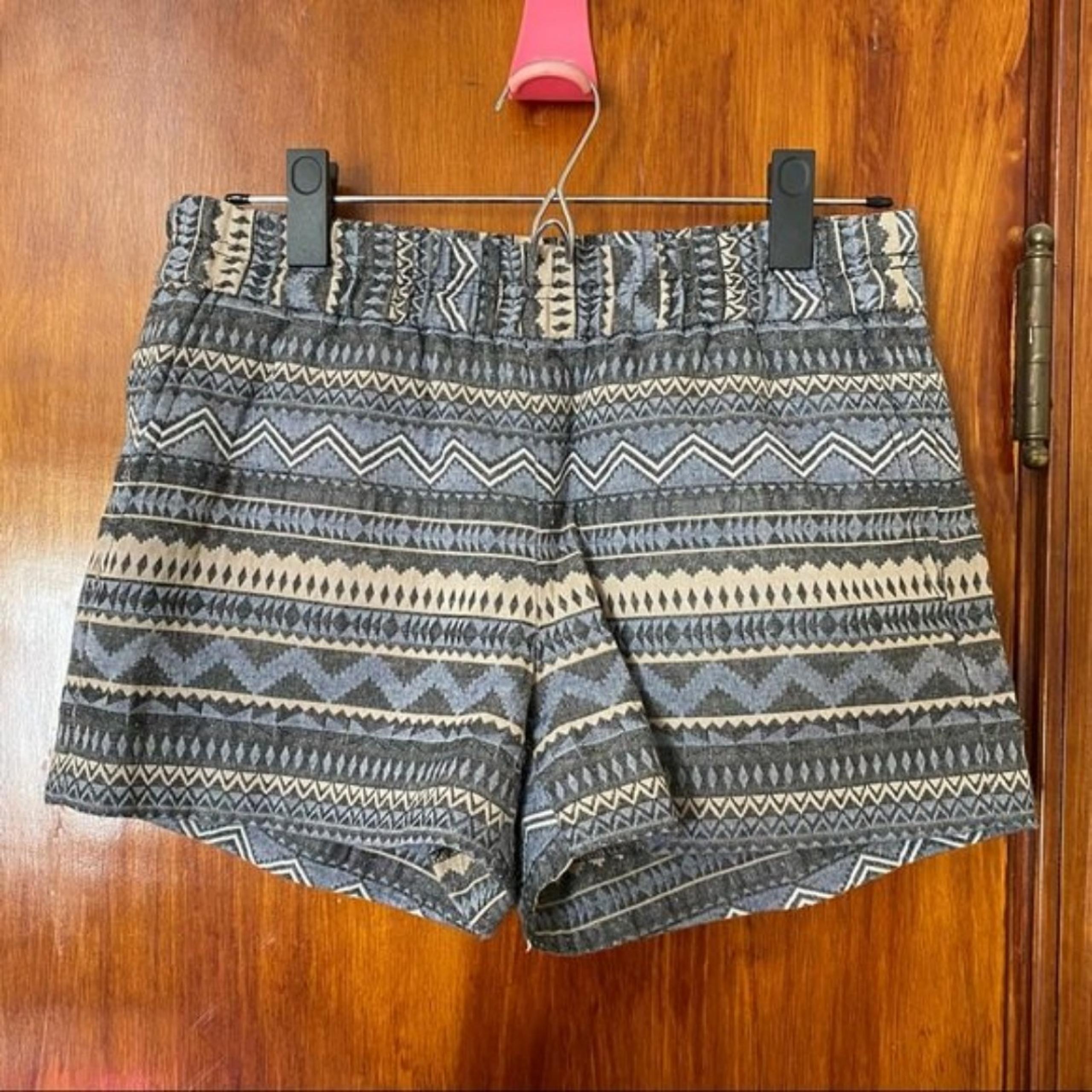 J. Crew Factory Shorts 3 inch Geometric Pattern Pull On Gray Blue Boho Summer 4