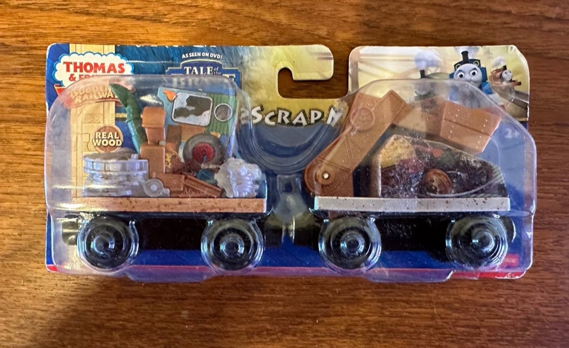 2014 Fisher Price Wooden Thomas Train Scrap Monster! New!