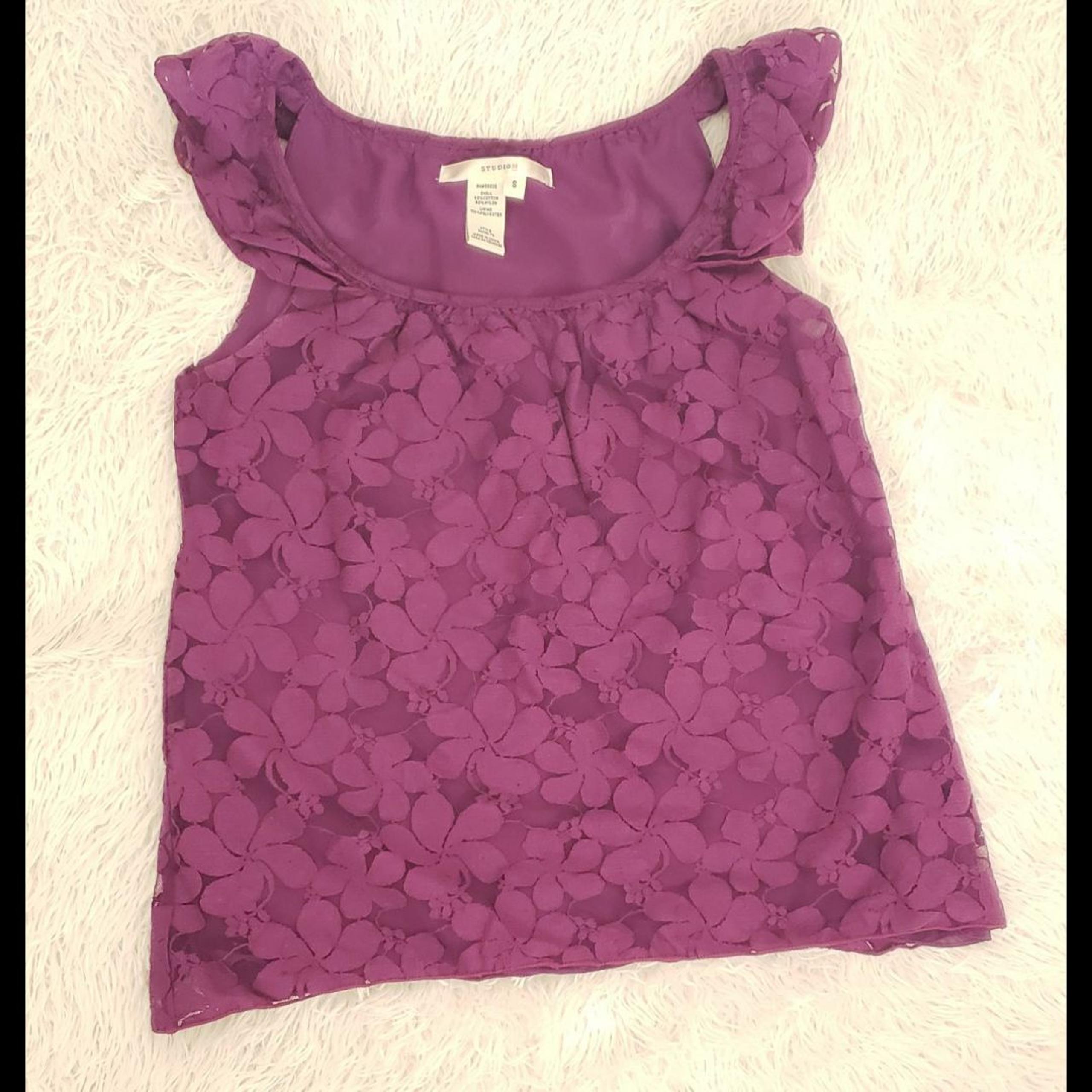 NWOT Women's Red Lace Top