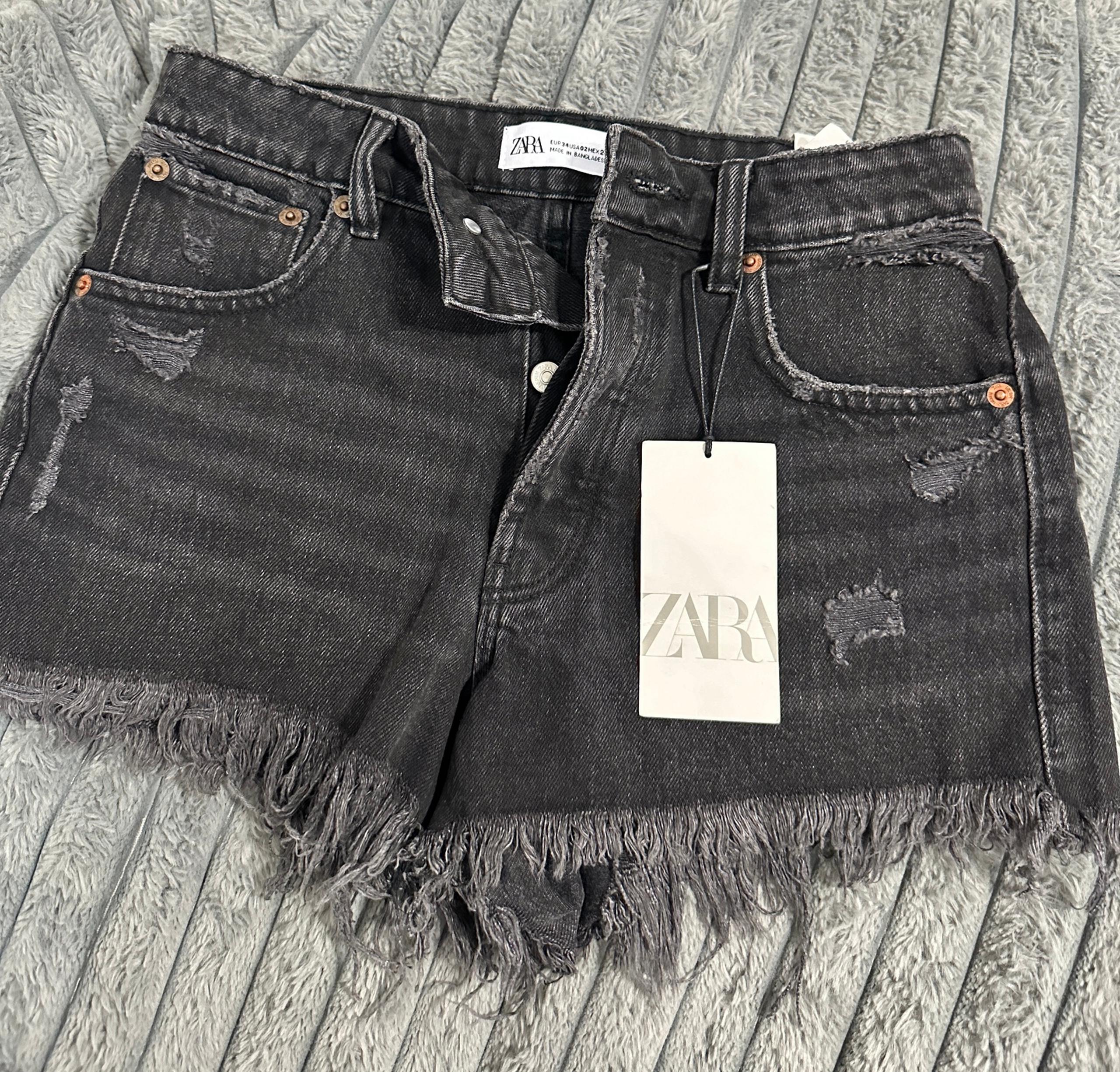 ZARA women’s jean shorts