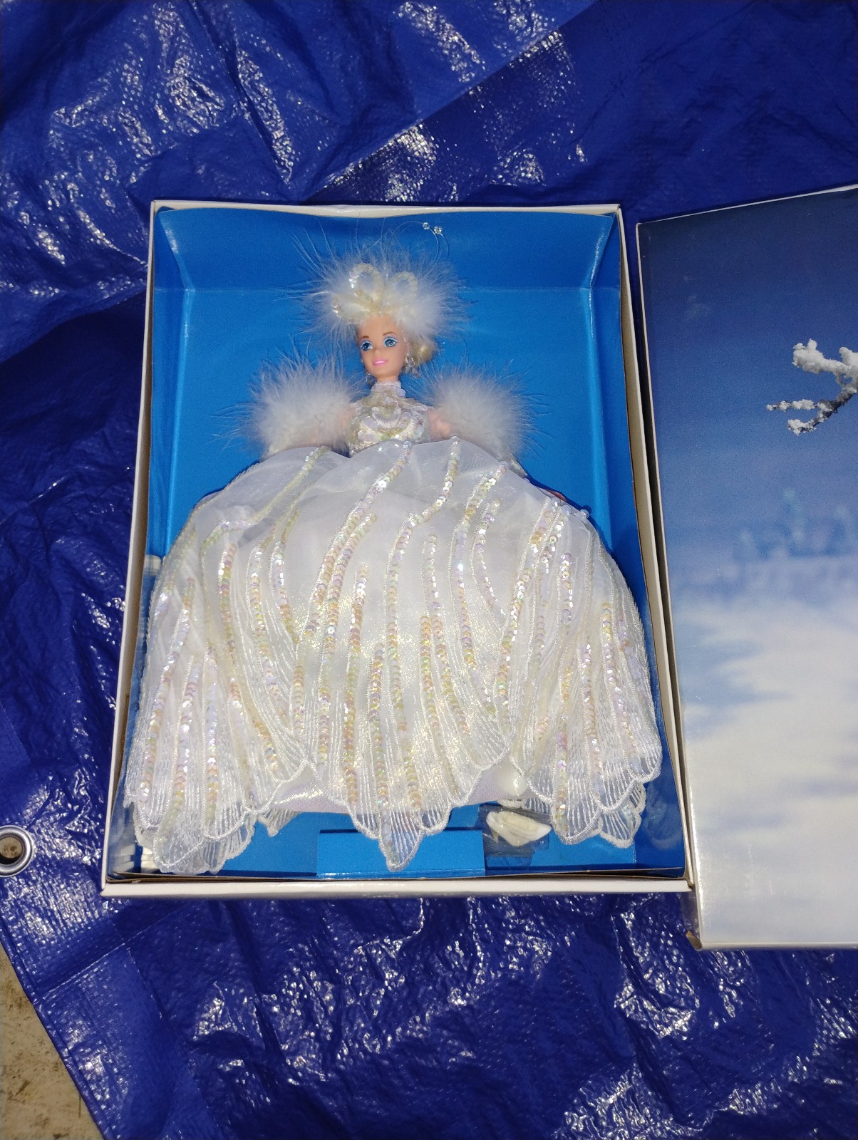 Snow princess Barbie enchanted seasons collection
