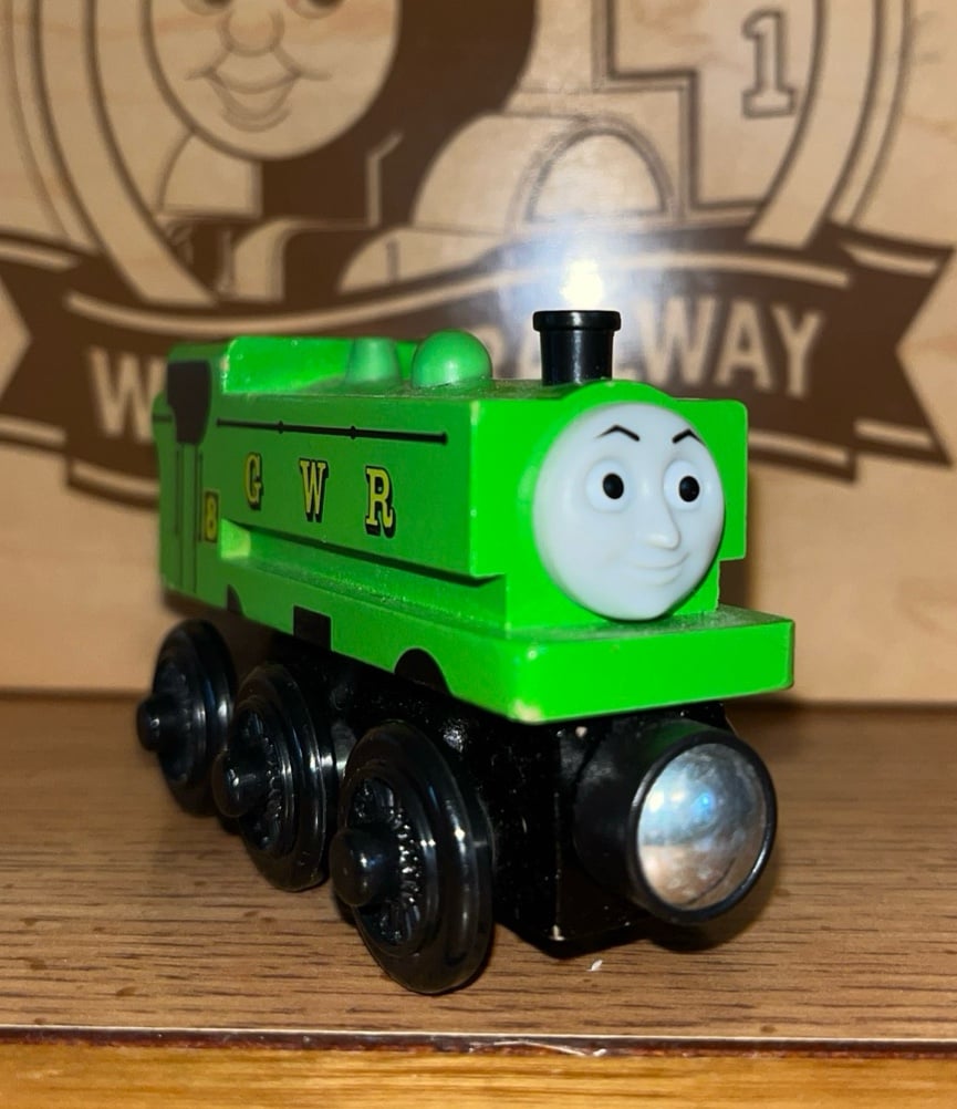 DUCK ! THOMAS FRIENDS WOODEN RAILWAY TRAIN 2012 #8 GWR BLK SPOUT Fisher Price