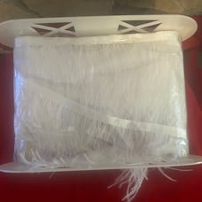 Simplicity 4 inch Insert Ostrich Feather white 6 yards