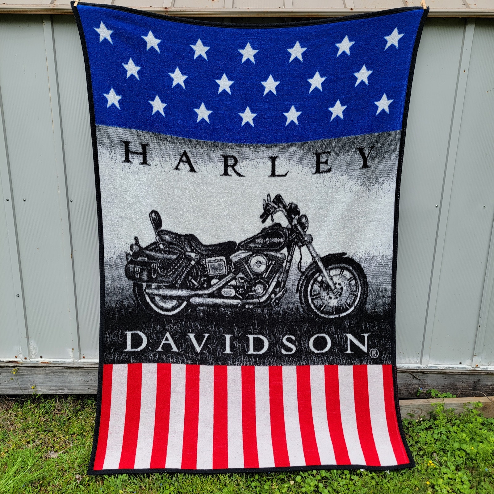 VINTAGE Harley Davidson American Flag Motorcycle Tapestry / Throw 4' X 6'