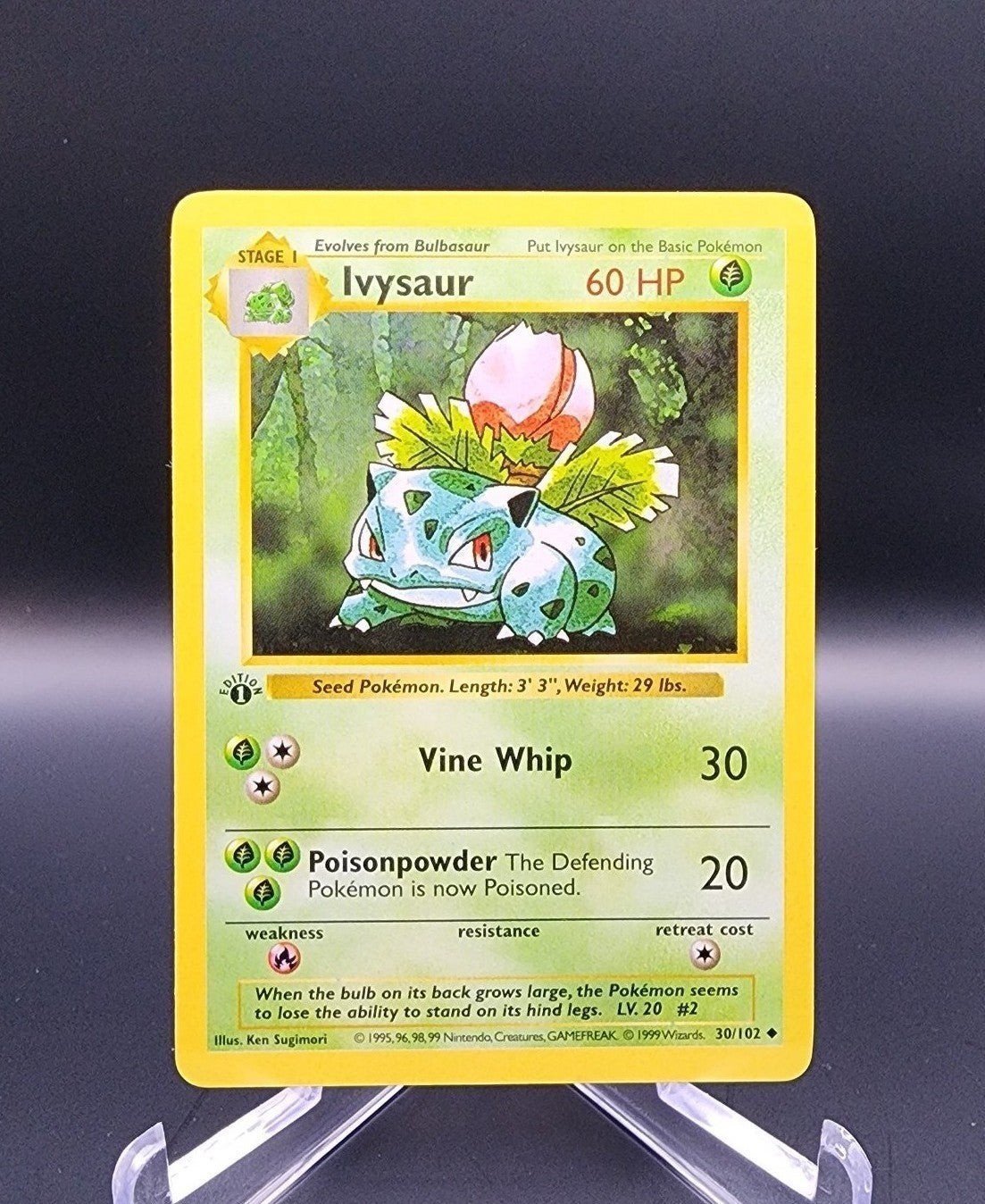 1st Edition Shadowless Ivysaur 30/102 Base Set ~ Mint/NM