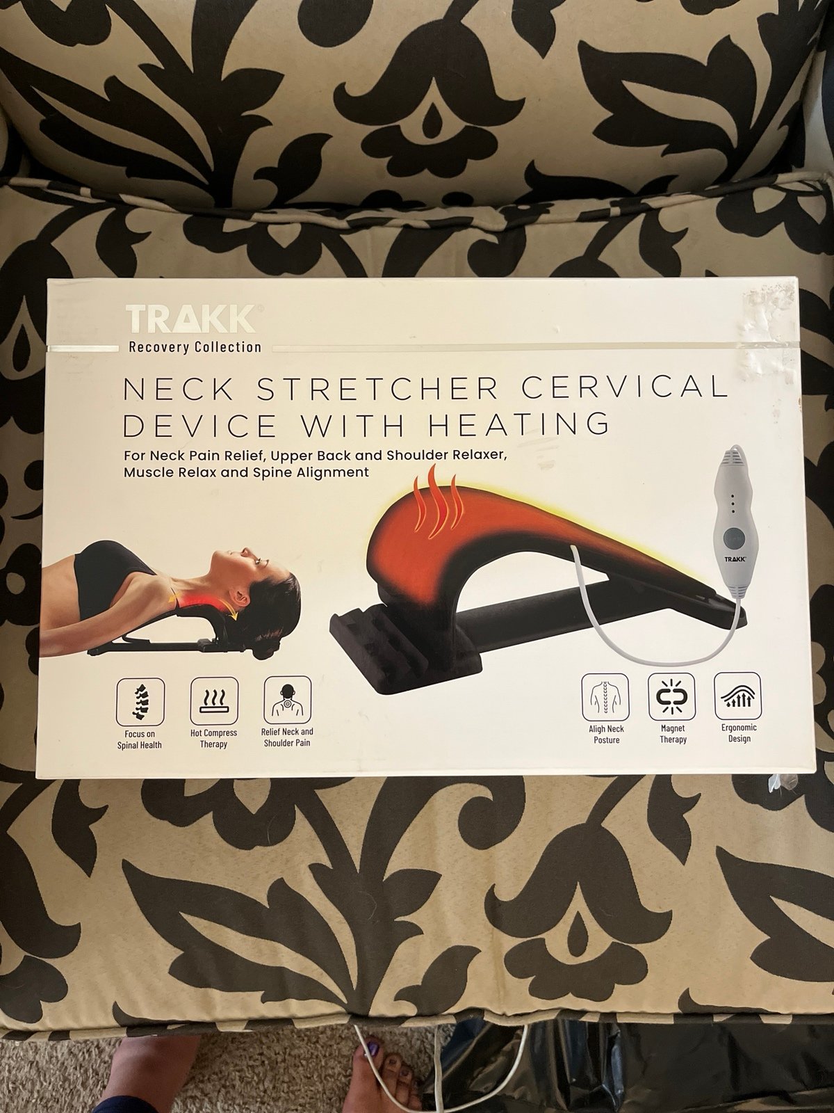 NIB Neck Stretcher Cervical with Heating by TRAKK Recovery Collection