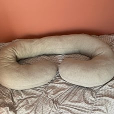 Pregnancy pillow