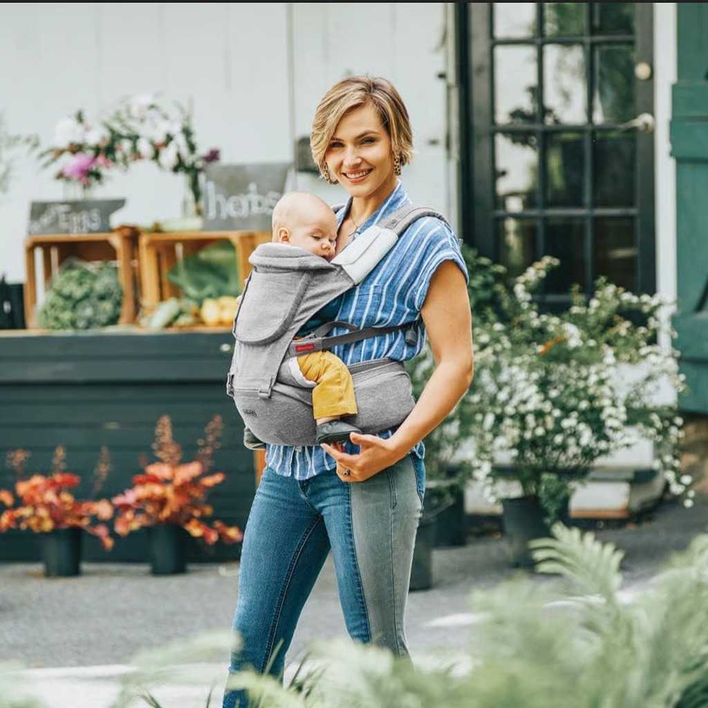 Chicco Sidekick Plus 3-in-1 Hip Seat Carrier