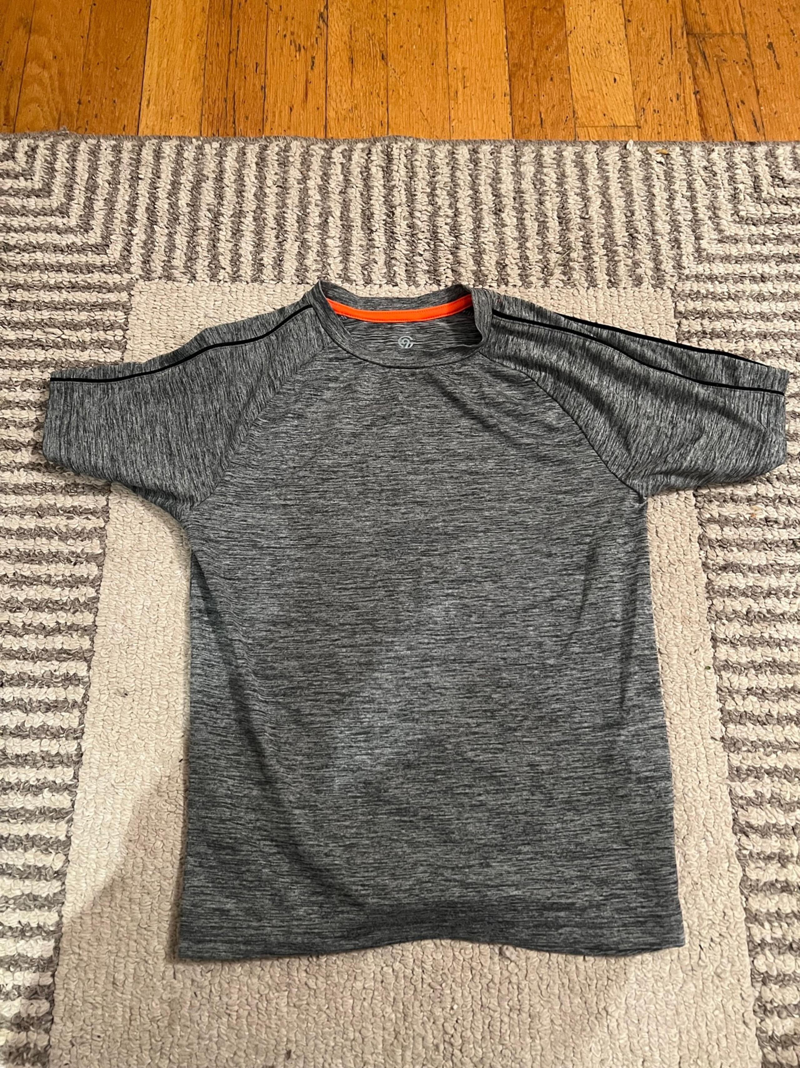Champion tshirt