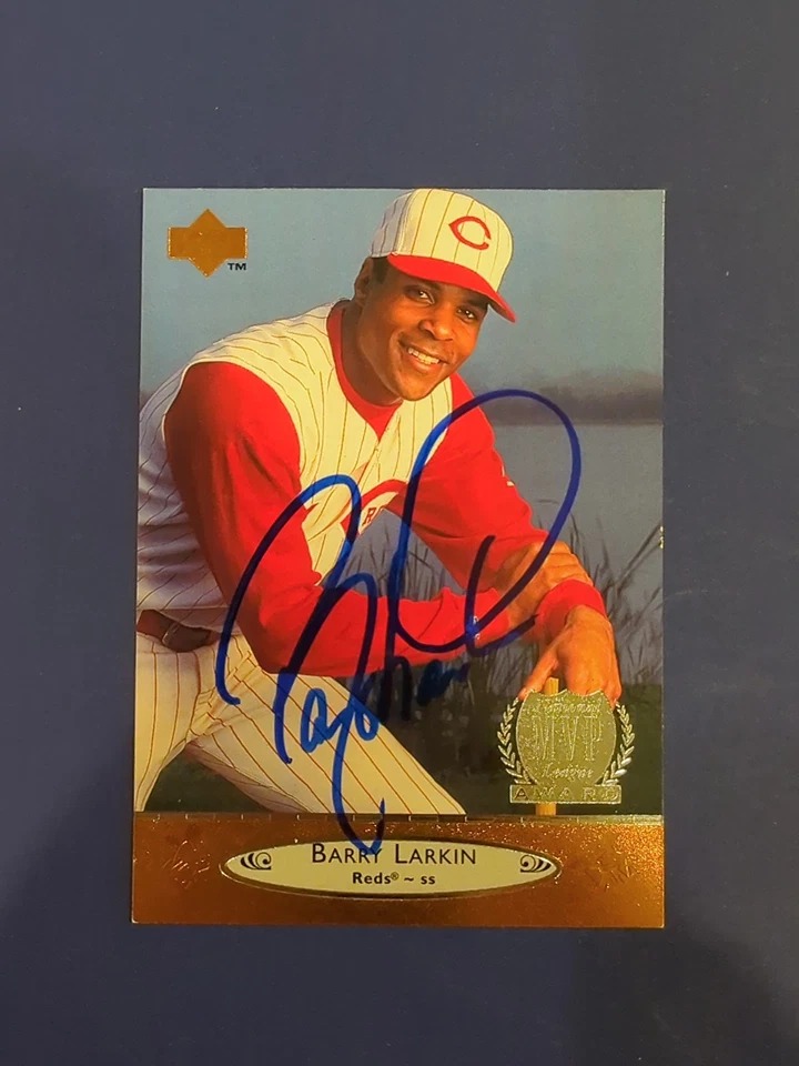 Barry Larkin Signed Autographed 1996 Upper Deck UD Card MLB Baseball Reds