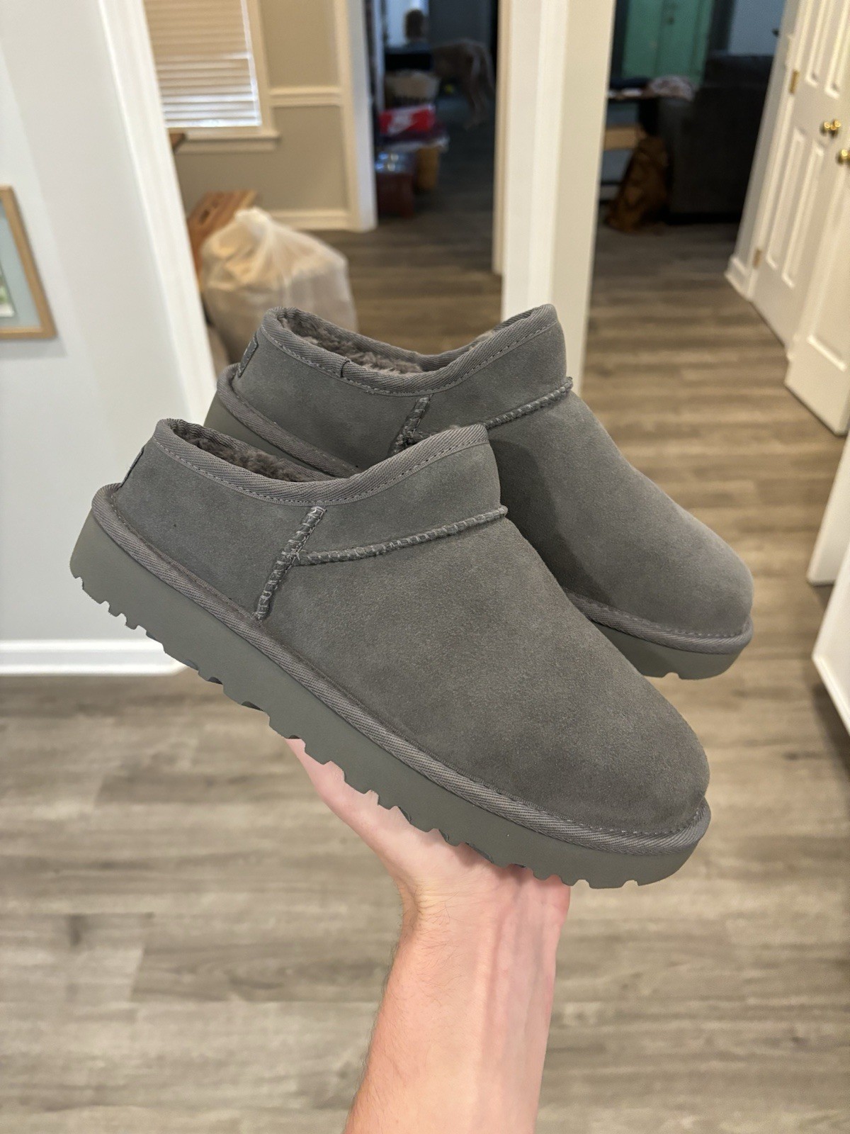 UGG Classic Slipper ‘Grey Wool’ Women’s Size 8 Slippers 1108193 BRAND NEW!