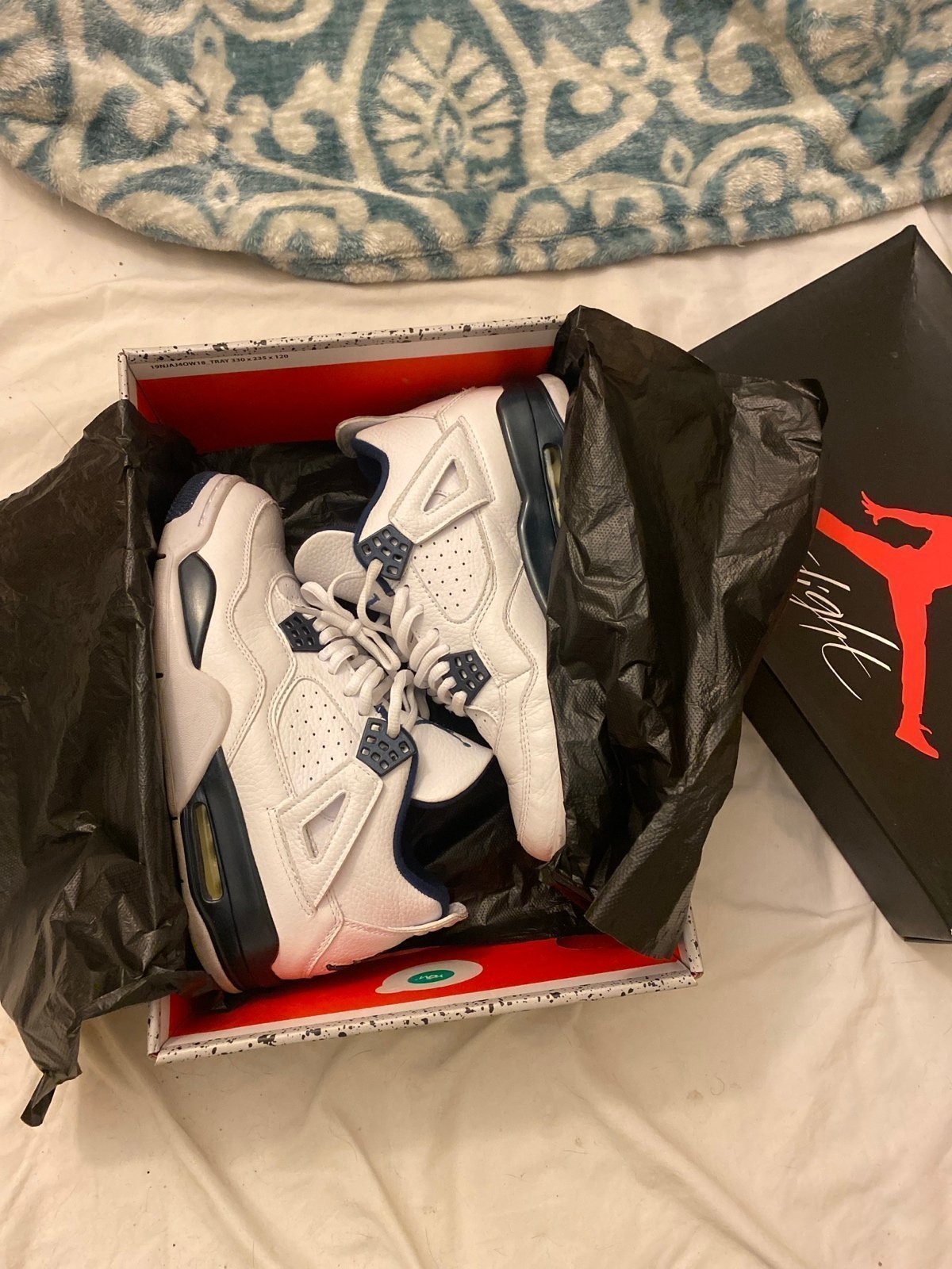 Jordan 4