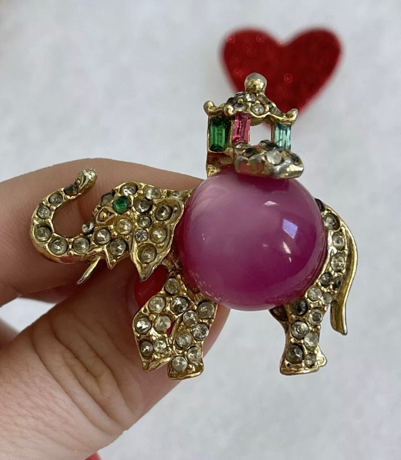 Vintage brooch Elephant Jelly Belly 1940