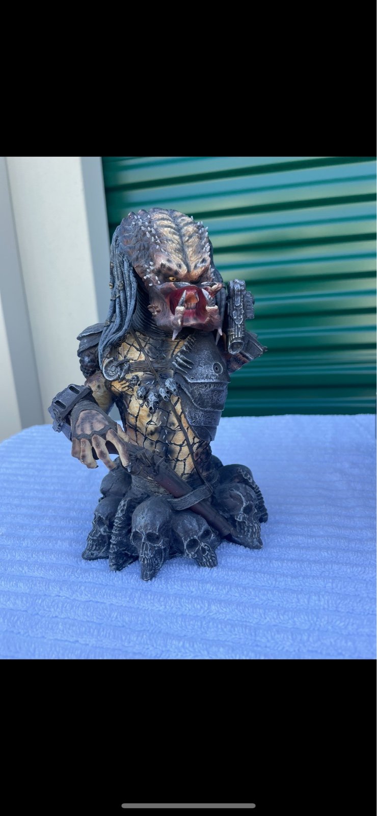 Predator Defeated Polystone Mini Bust Low #918/4000 Palisades NIB