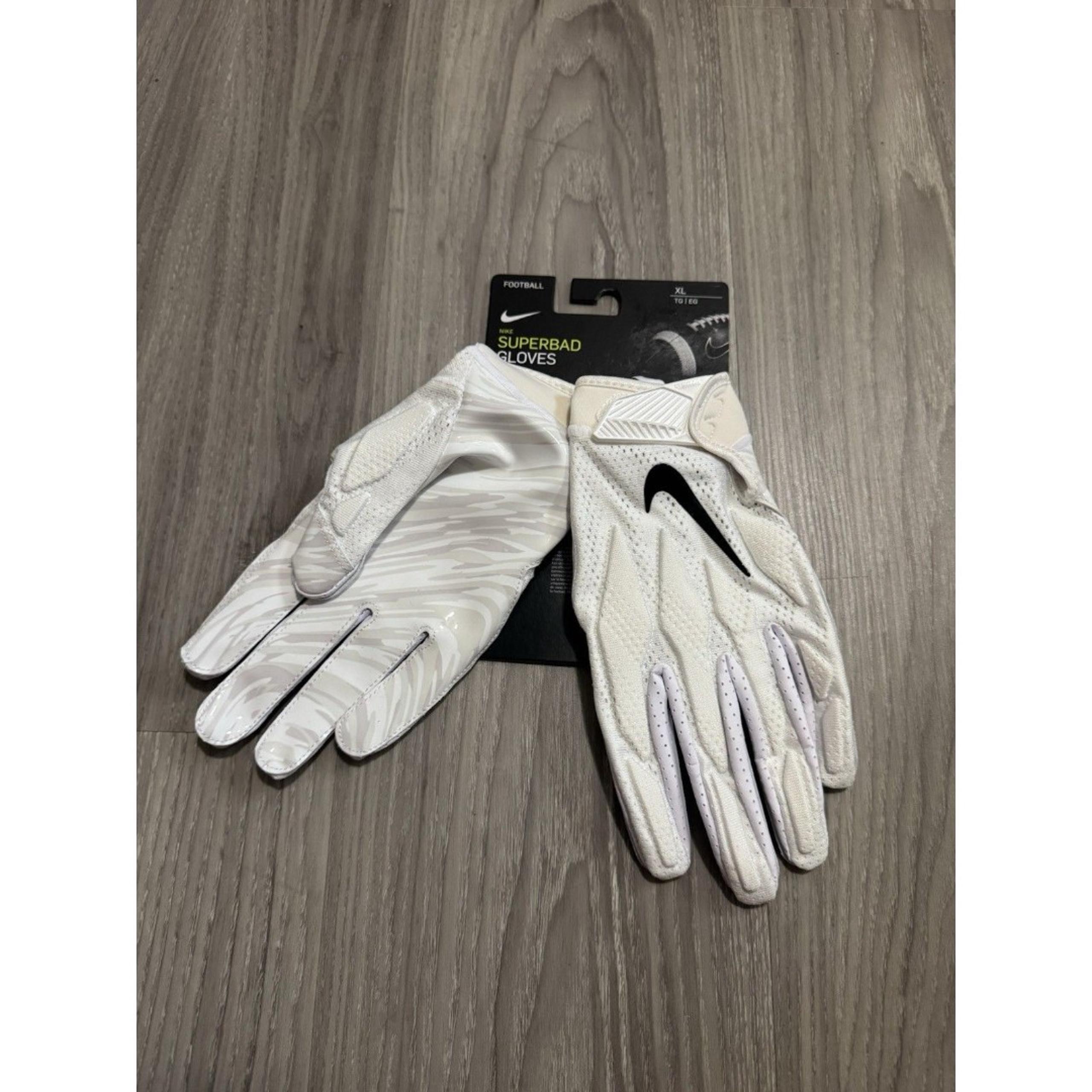 Nike Superbad Football Gloves Sticky Padded White/Gray Men’s XL PGF873-102