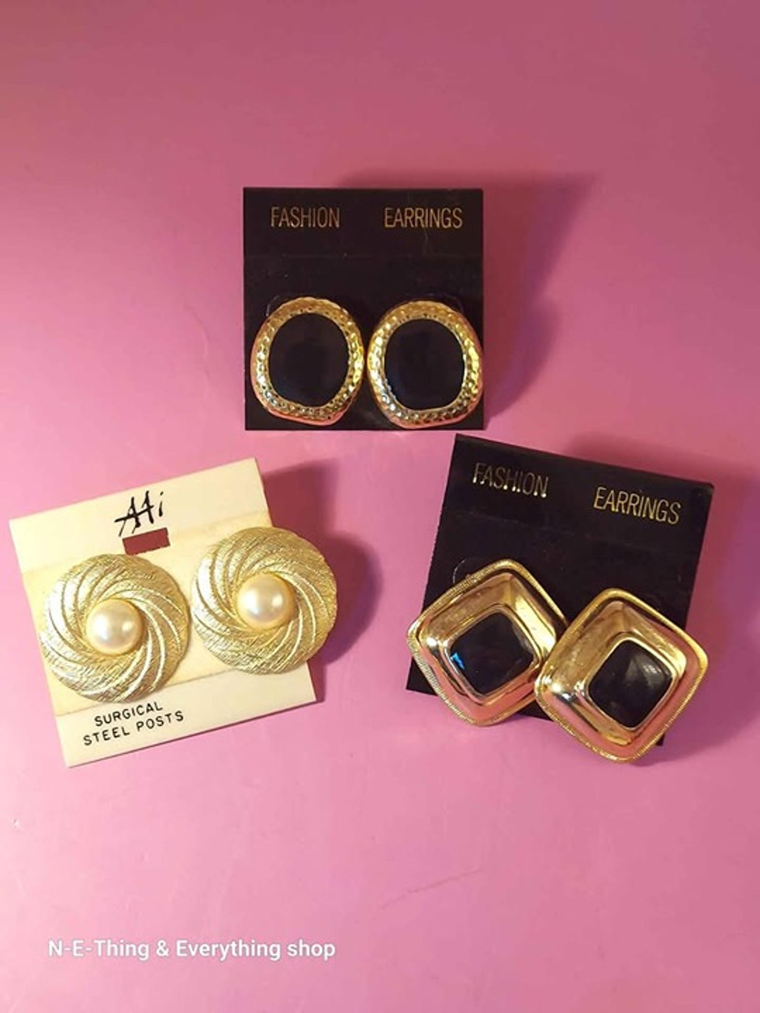 New/Old Stock Vintage 1980s Earrings