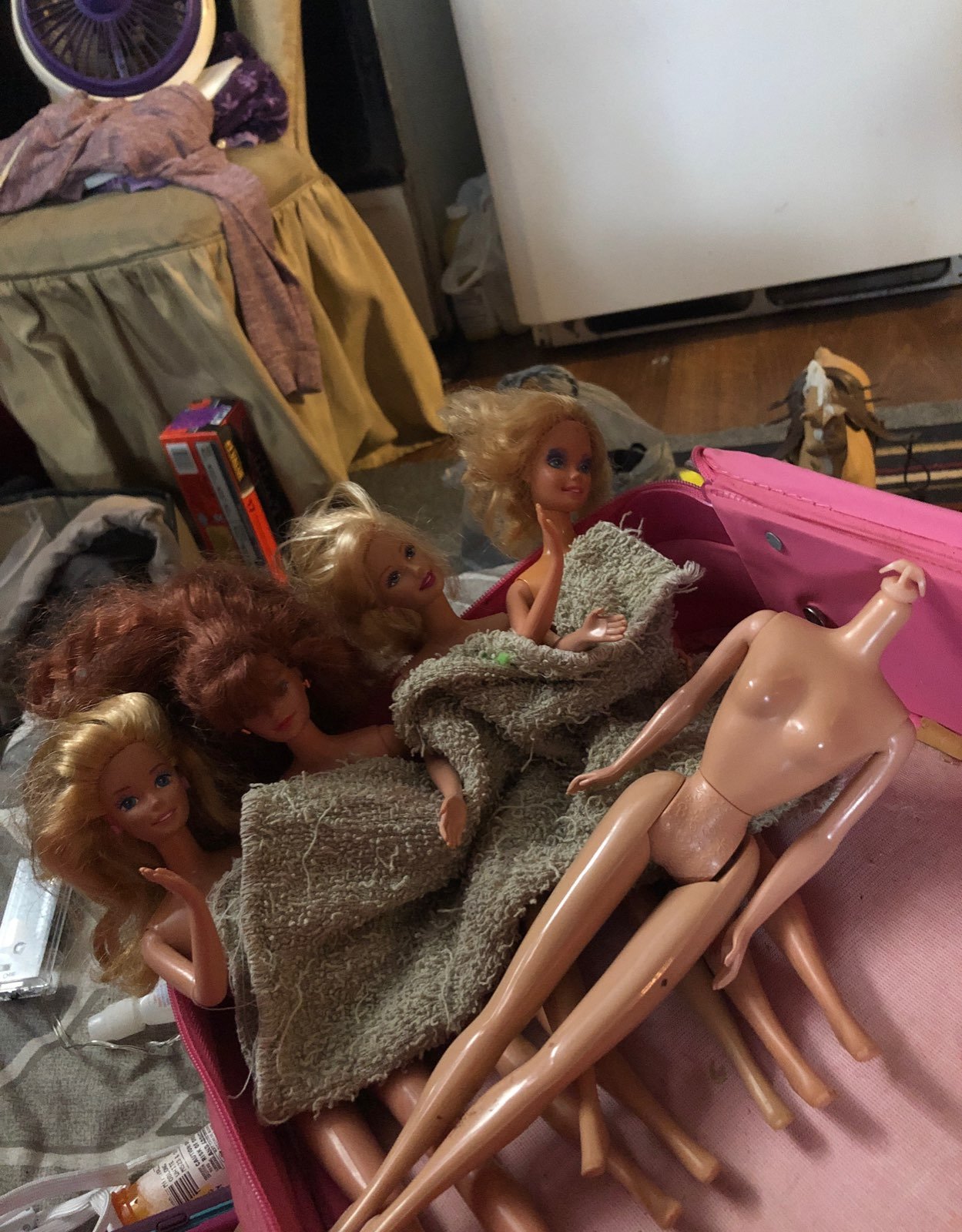 Barbie doll s