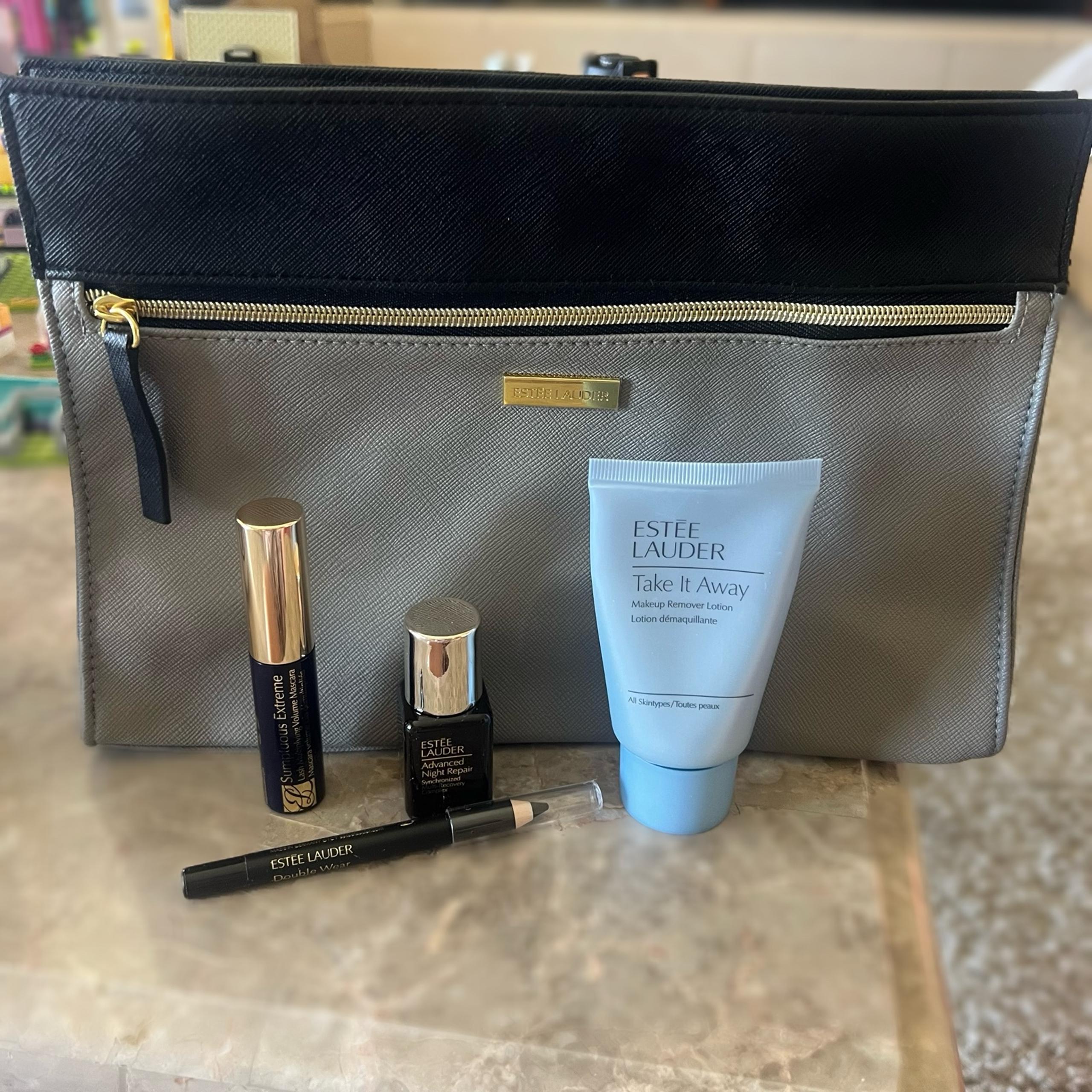 Estée Lauder makeup & skin care set*NEW