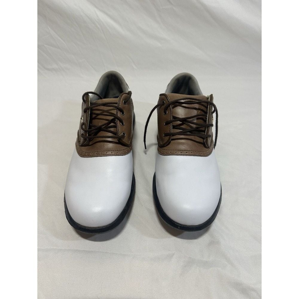 Classic Two-Tone Golf Shoes White and Brown Lace-Up Cleats