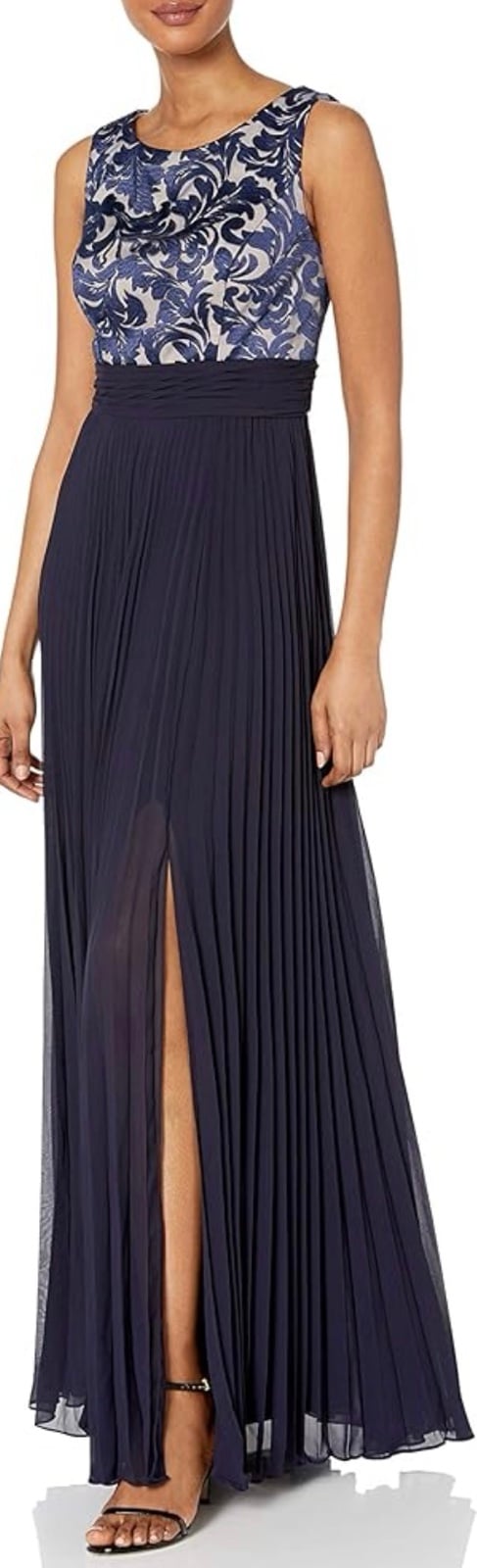 Alex Navy Nude A-Line Embroidered Bodice Sleeveless pleated dress Size 8