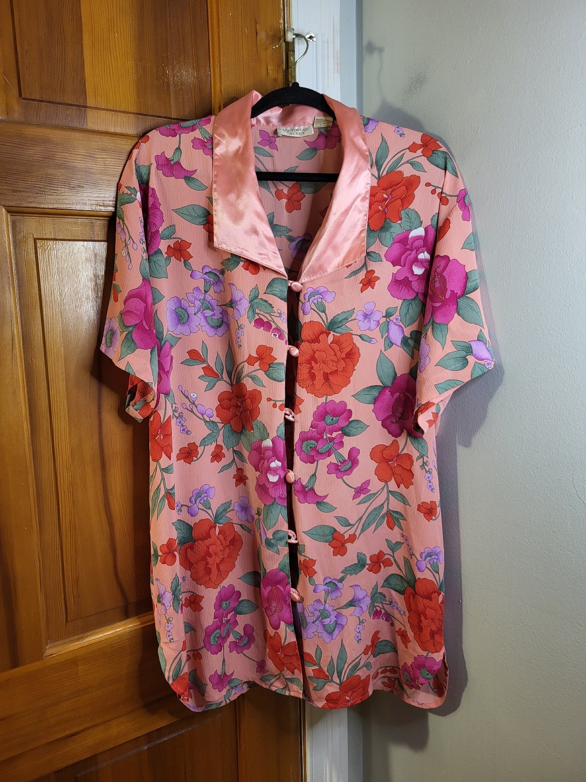 Victoria's Secret Gold Label Women's Floral Nightgown