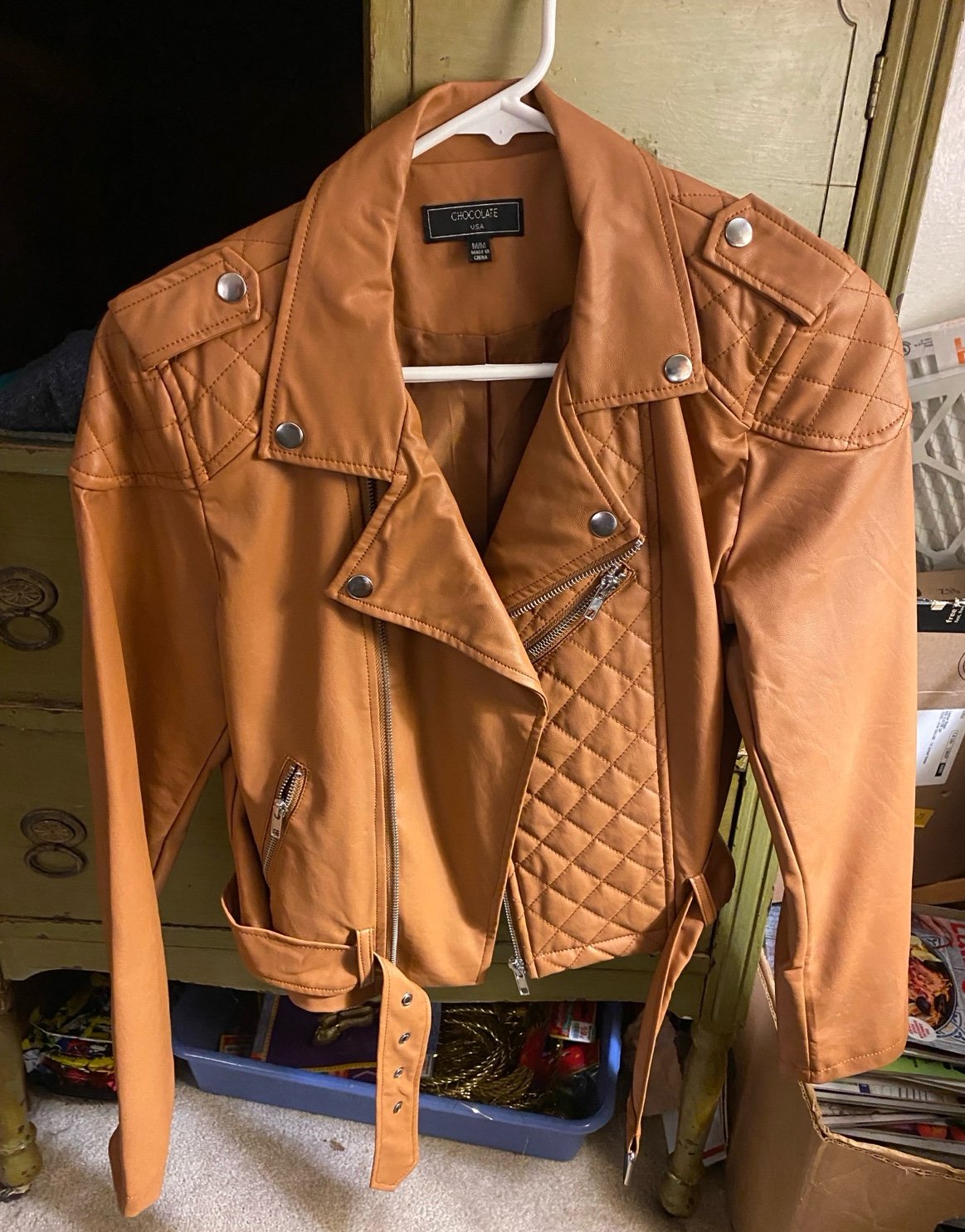 Woman’s Tan Leather Jacket Vintage 80’s or 90’s