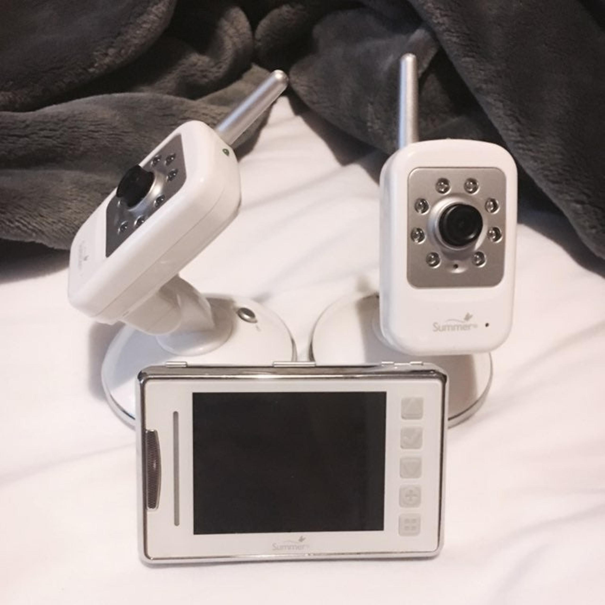 SUMMER INFANT DUAL VIDEO/AUDIO MONITOR
