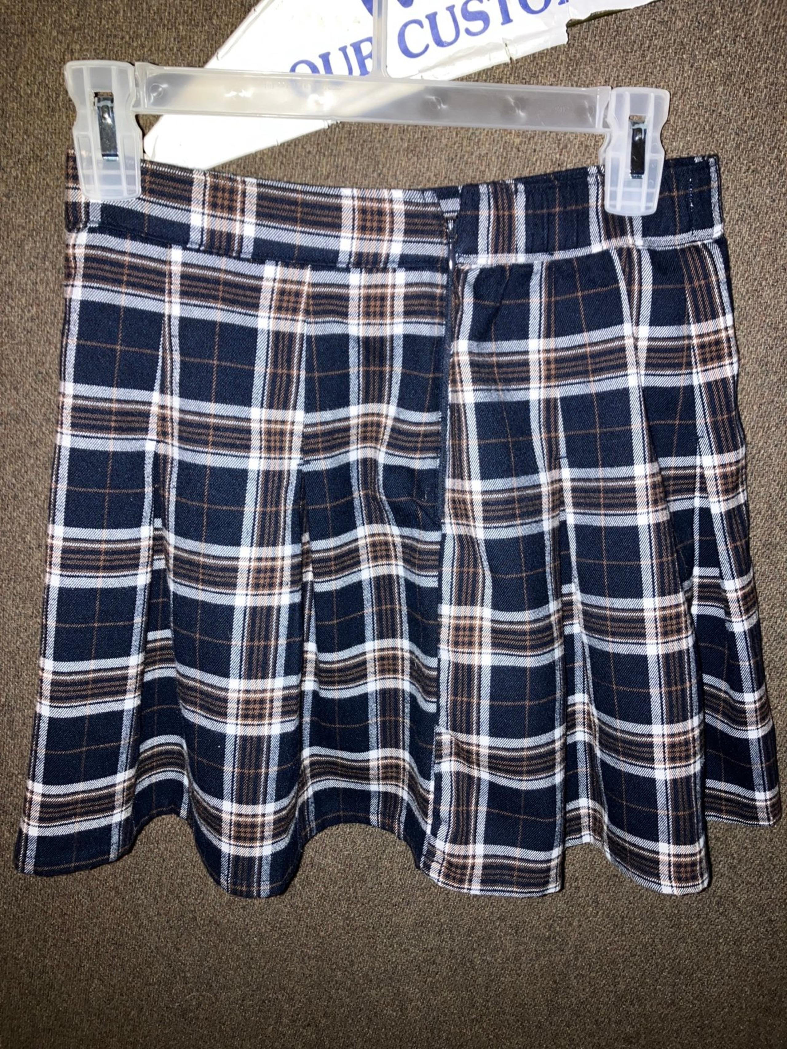 Hollister skirt size S
