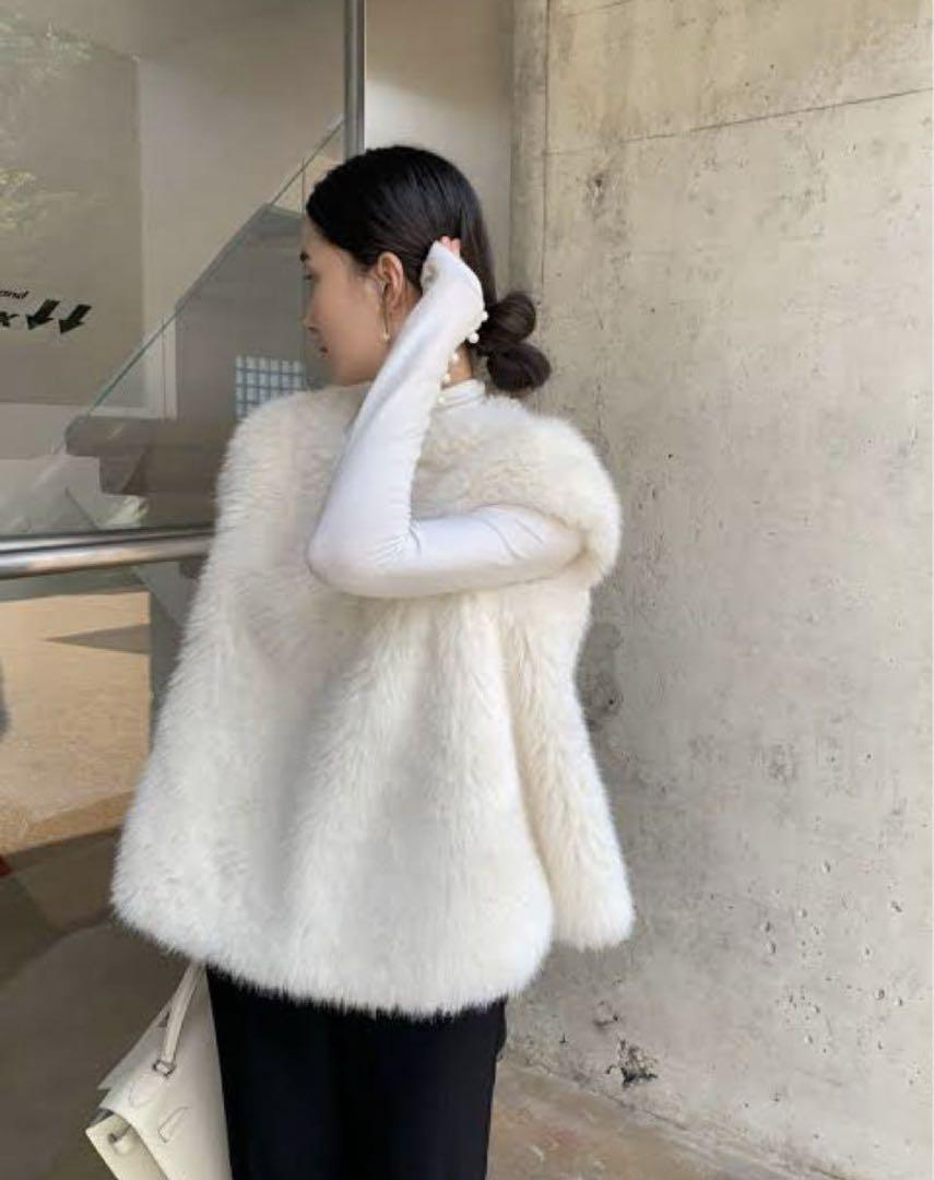 Unused BIRTHDAYBASH Birthday Bash Back Ribbon Fur Vest