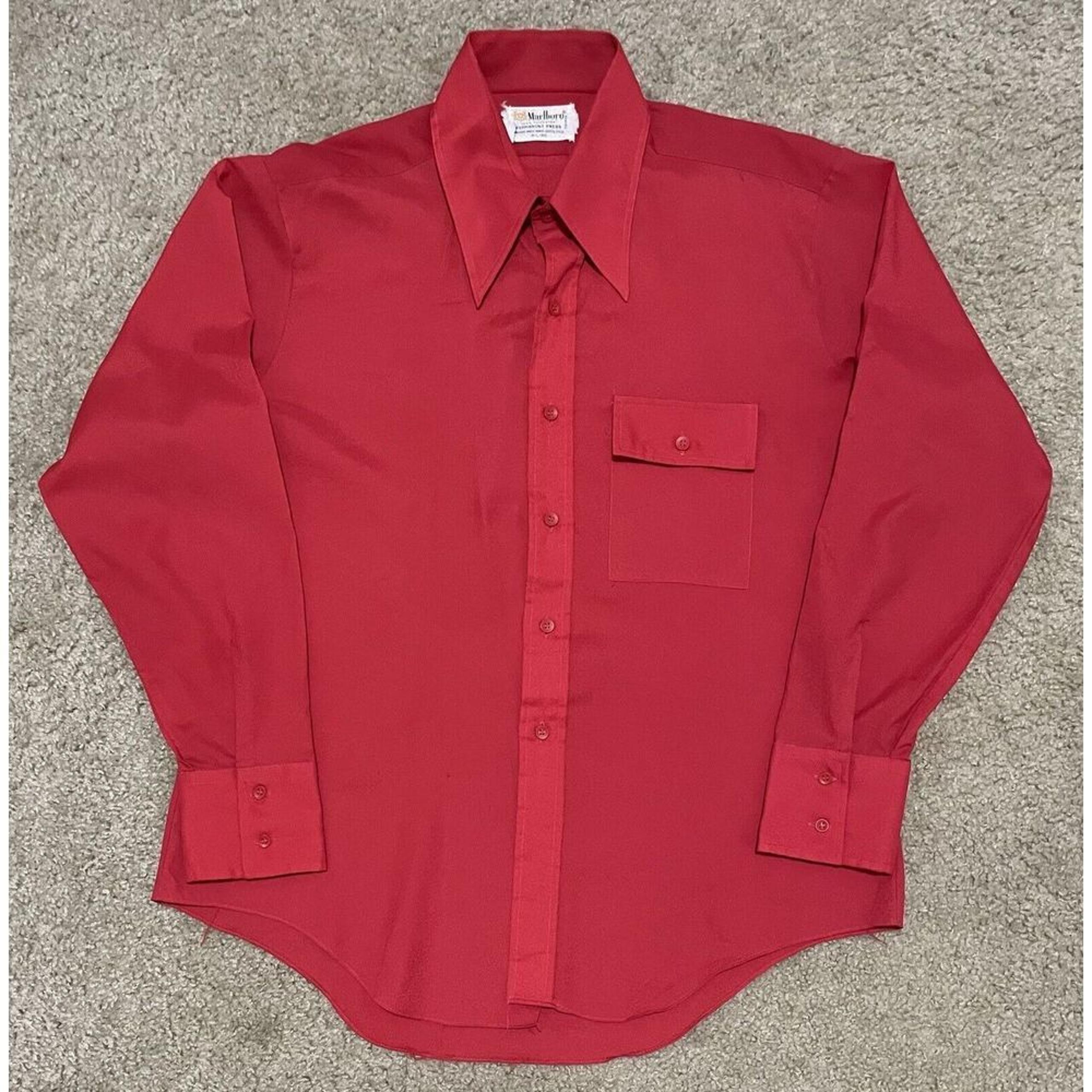Vintage Marlboro 100% Polyester Mens Shirt Button Down Long Sleeve L