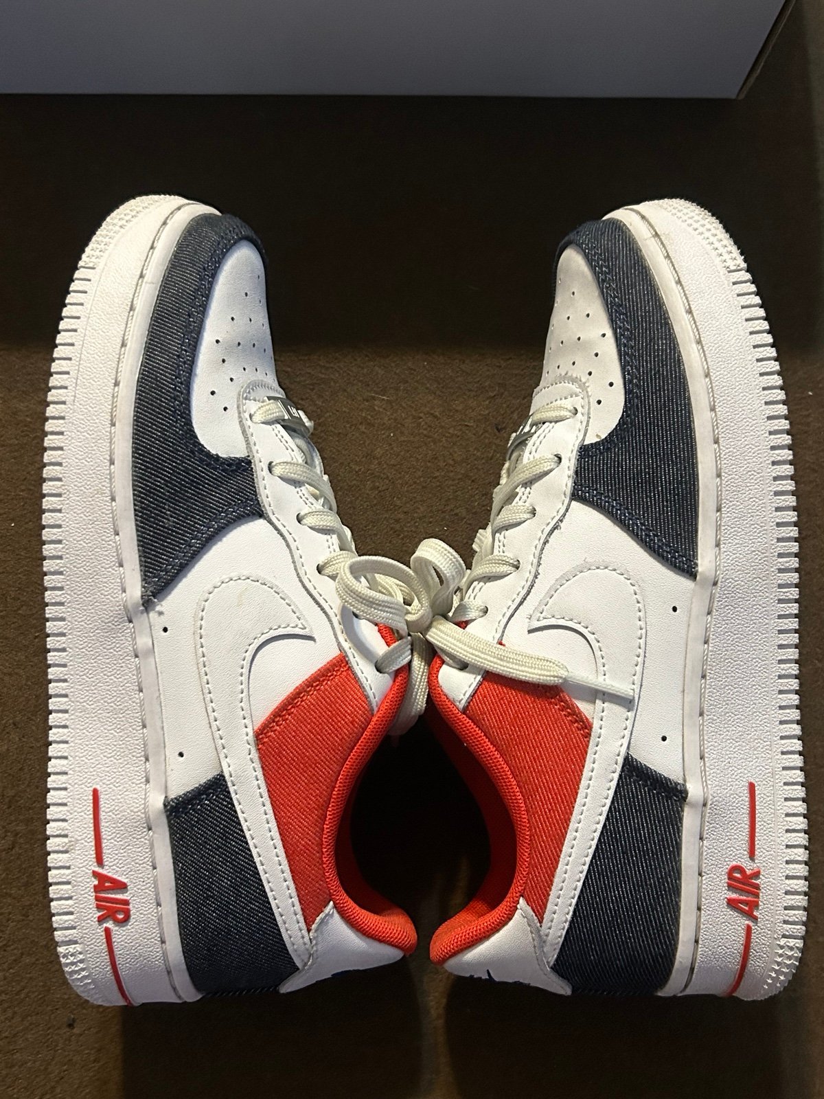 AIR FORCE 1 LV8 (White-Midnight Navy)