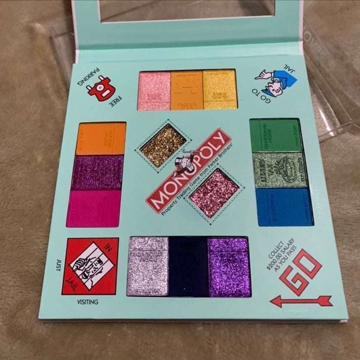 Hipdot x Monopoly Hasbro Eyeshadow Palette BNIB