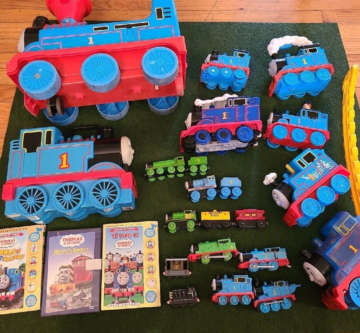 THOMAS THE TRAIN