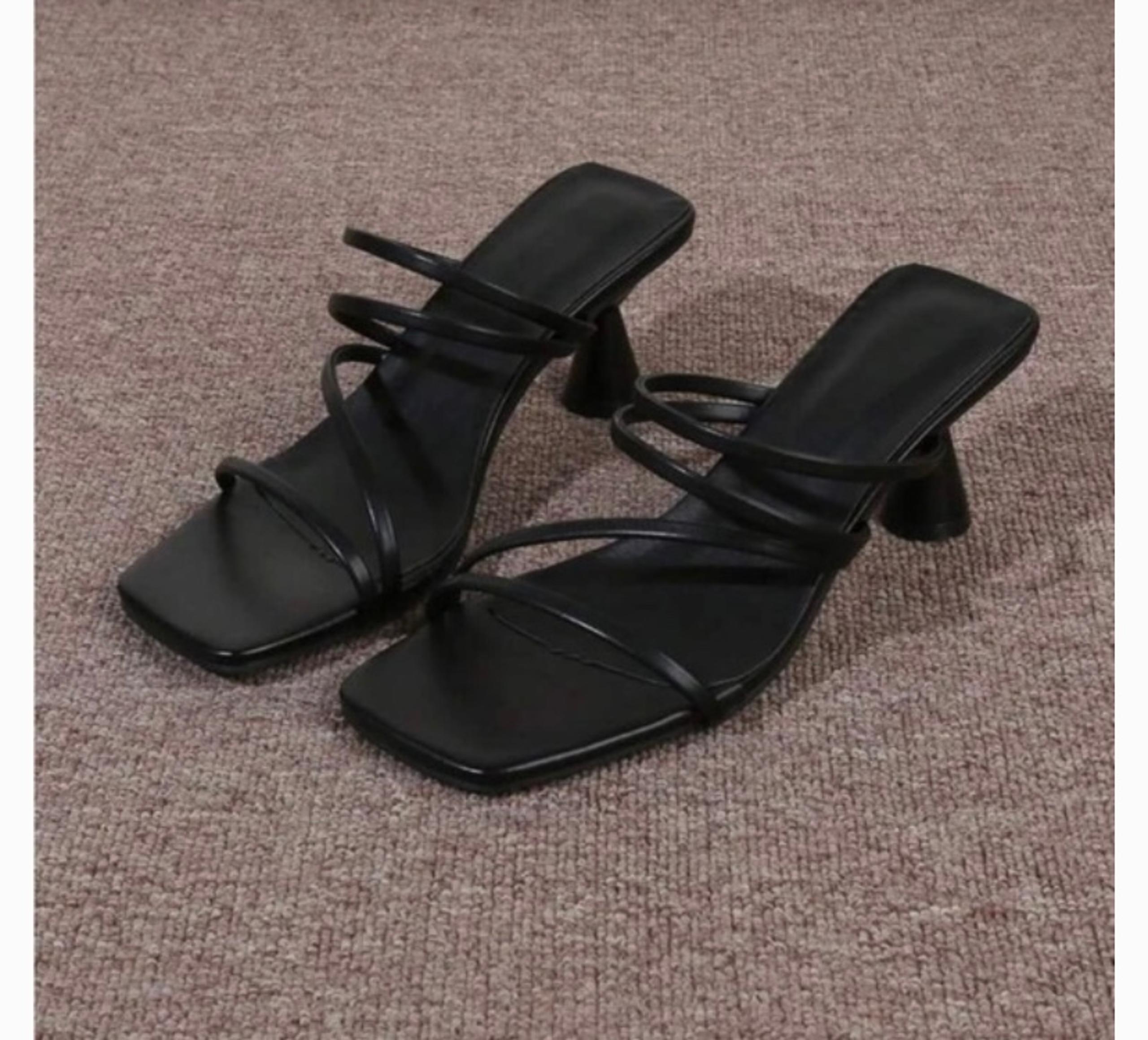 Woman Ins Simple Style Open Toe Sandals With High Heels