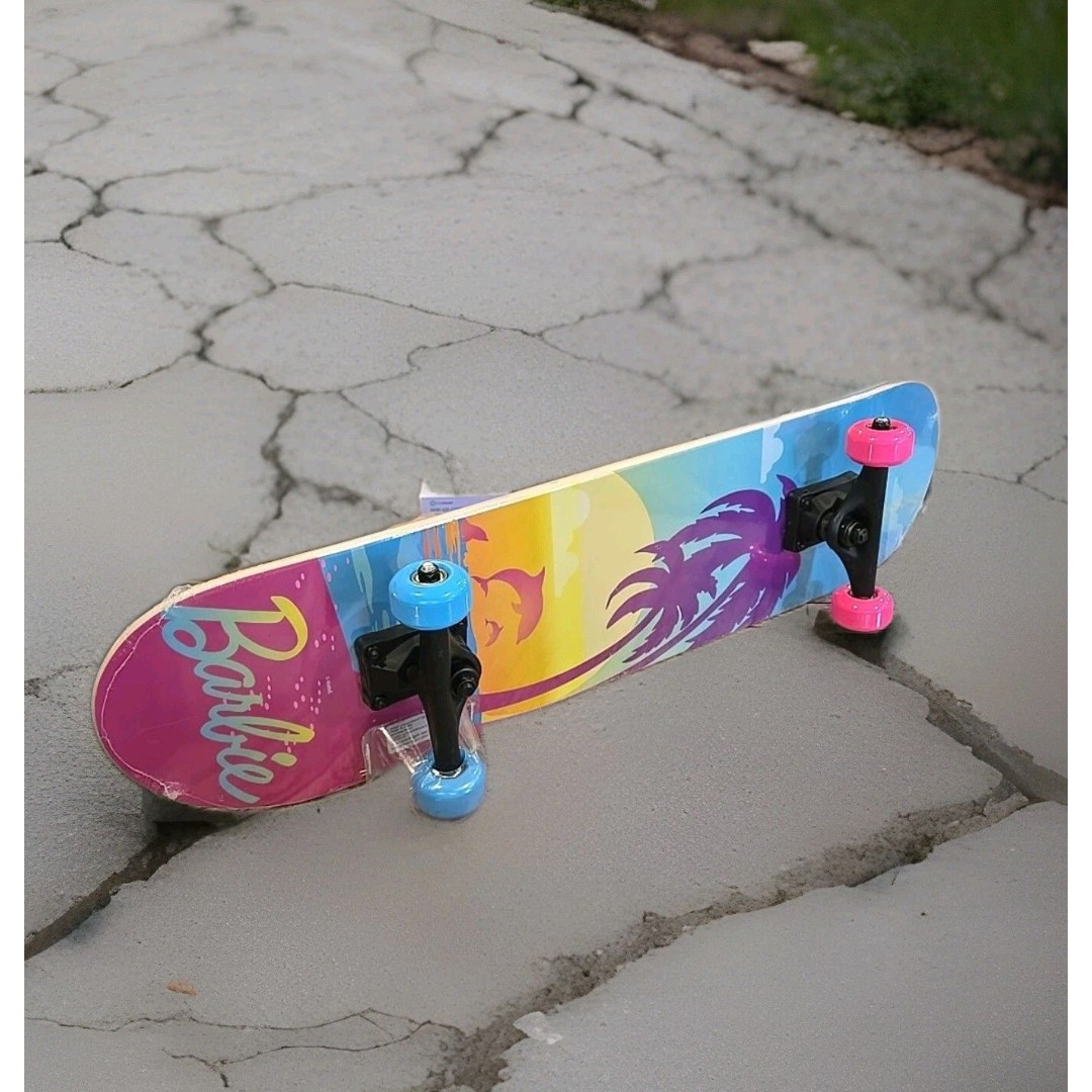 Barbie Skateboard with Printed Graphic Maple Board 31 New-Sealed (Shelf)