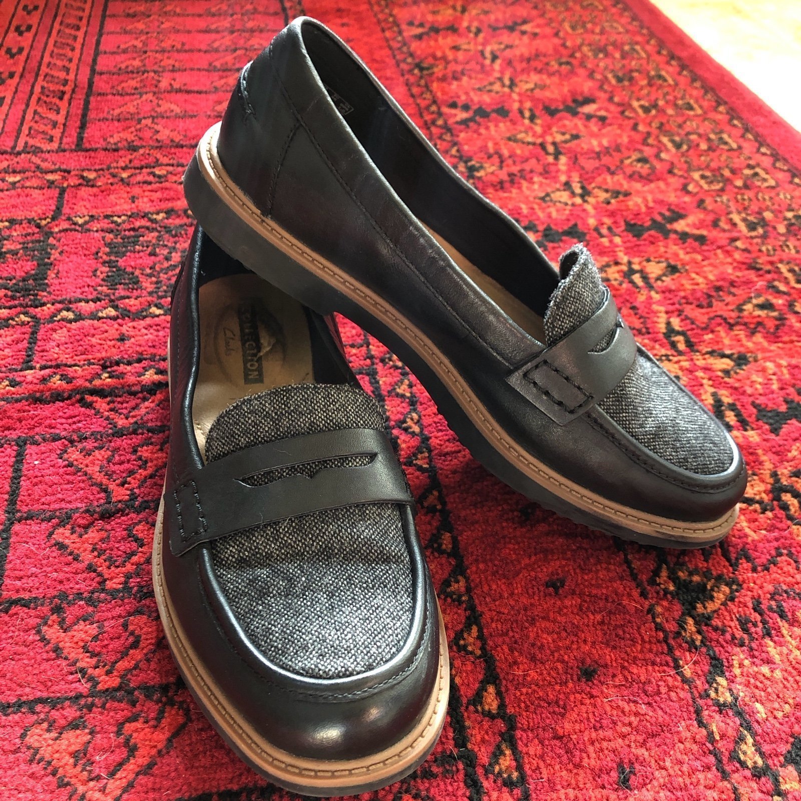 Clarks Women’s Size 6 Loafers