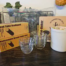 PAMPERED CHEF lot bread tube,bread crock,mini baker,rack,prep
