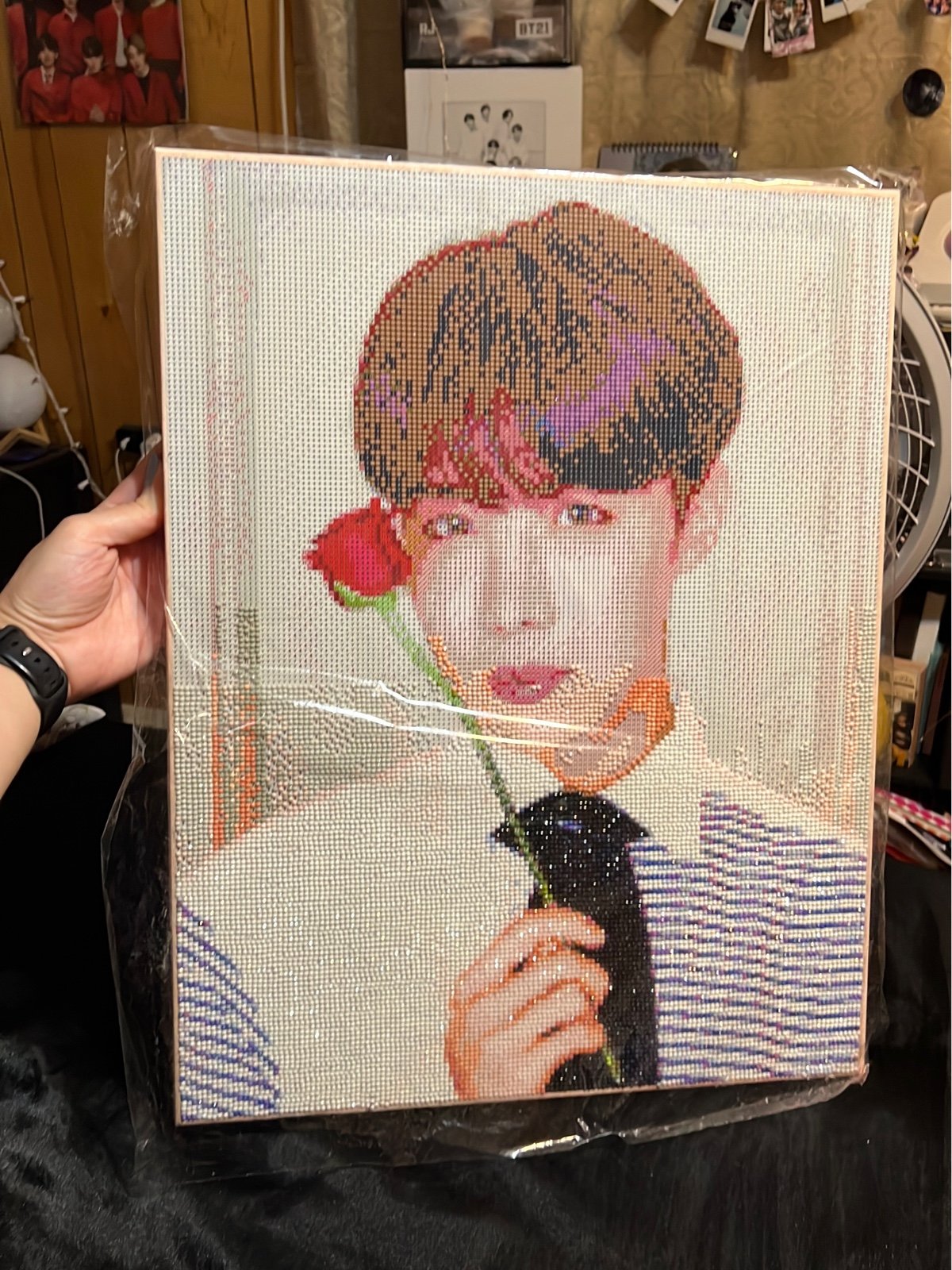 OFFICIAL BTS CUBE PAINTING -JHOPE