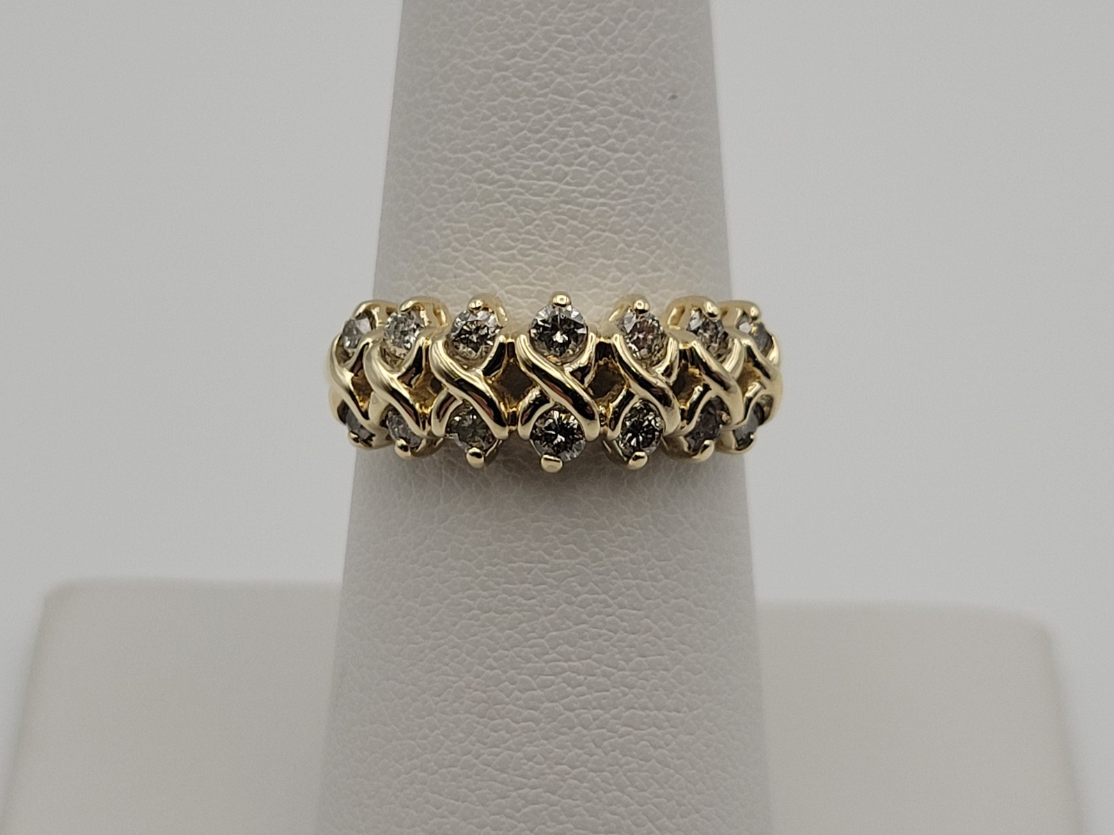 10k Infinity Design 2 Row Natural Diamonds 0.45ctw Ladies Ring Size 6.75