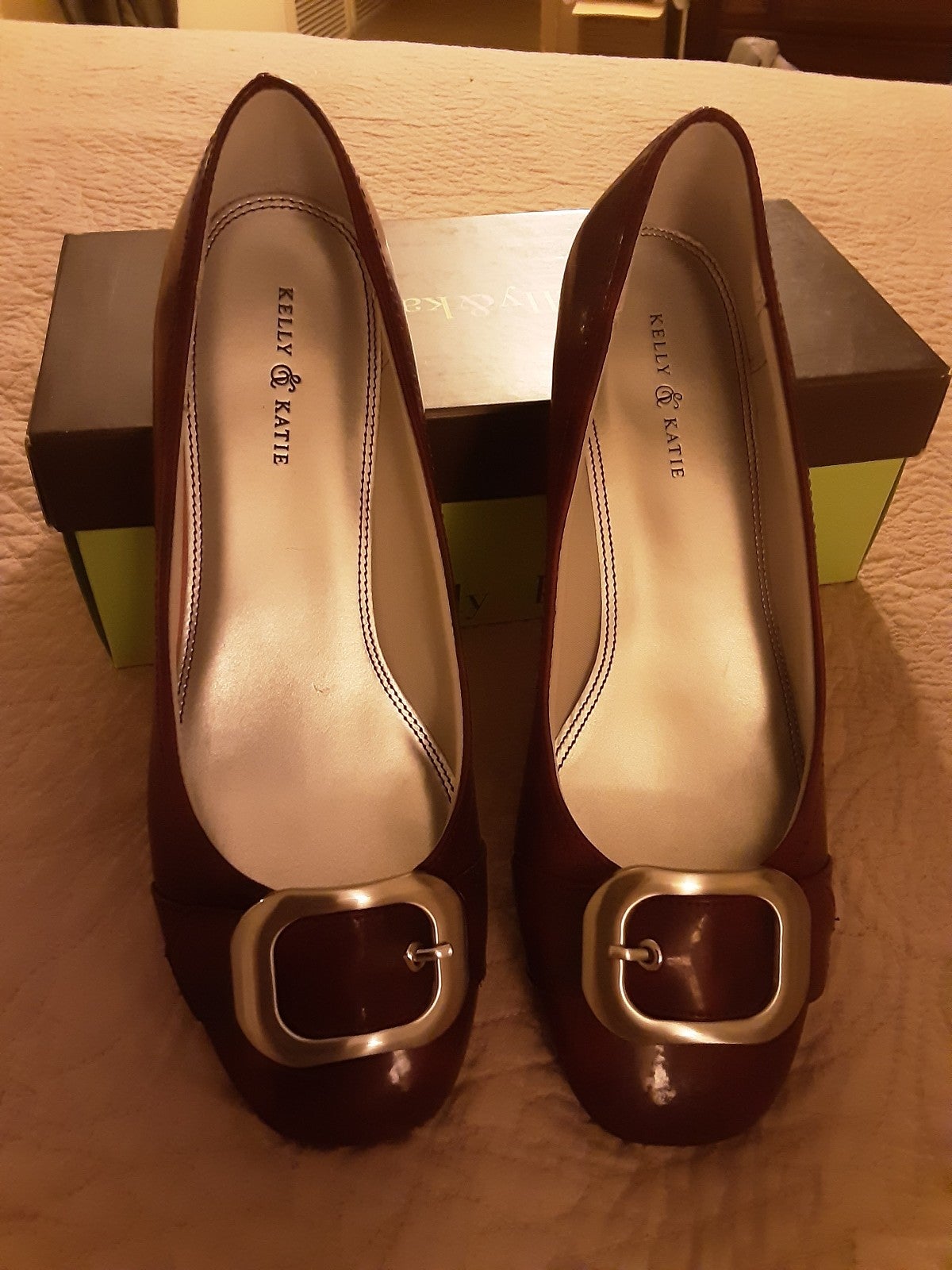 New in box KELLY & KATIE womens shoes, size 9