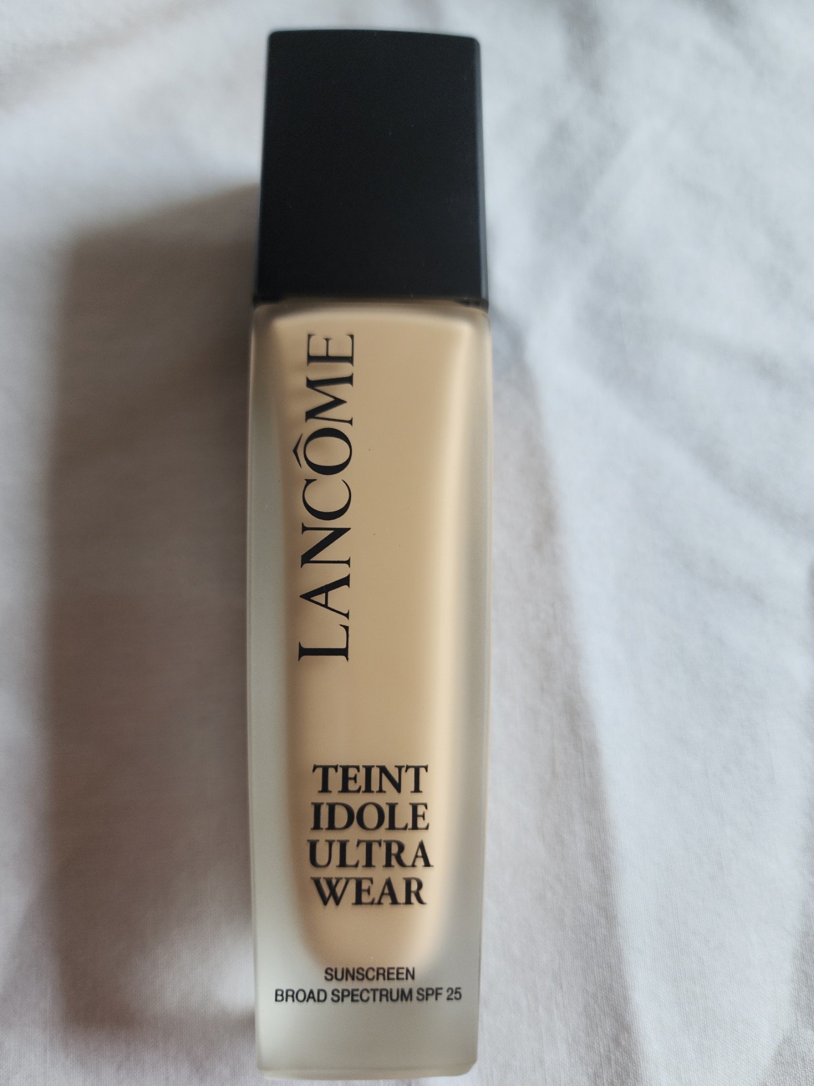 Lancôme Teint Idole Ultra Wear Foundation SPF 25 #200N