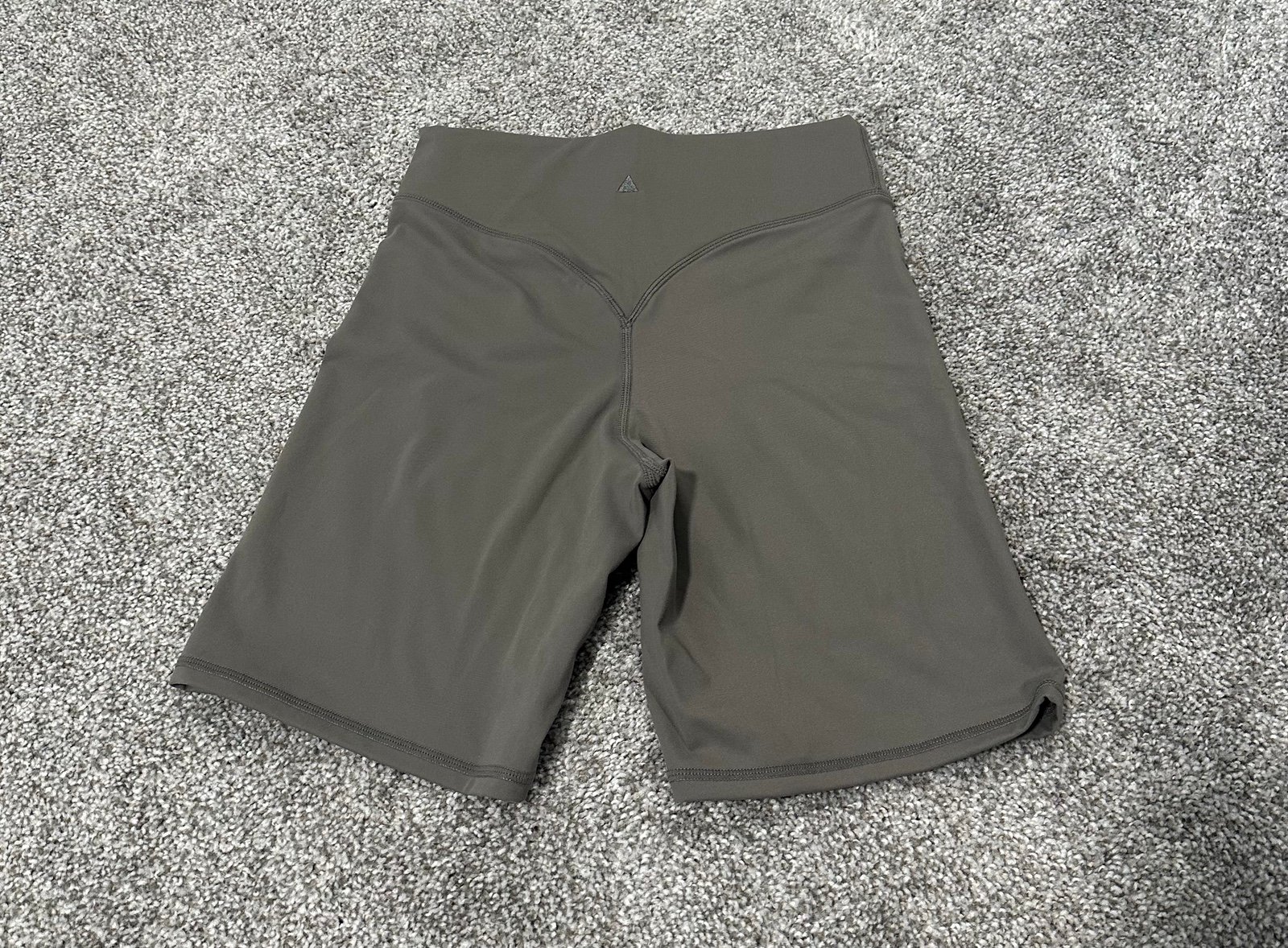 Vitality Cloud Rider Short - Pebble