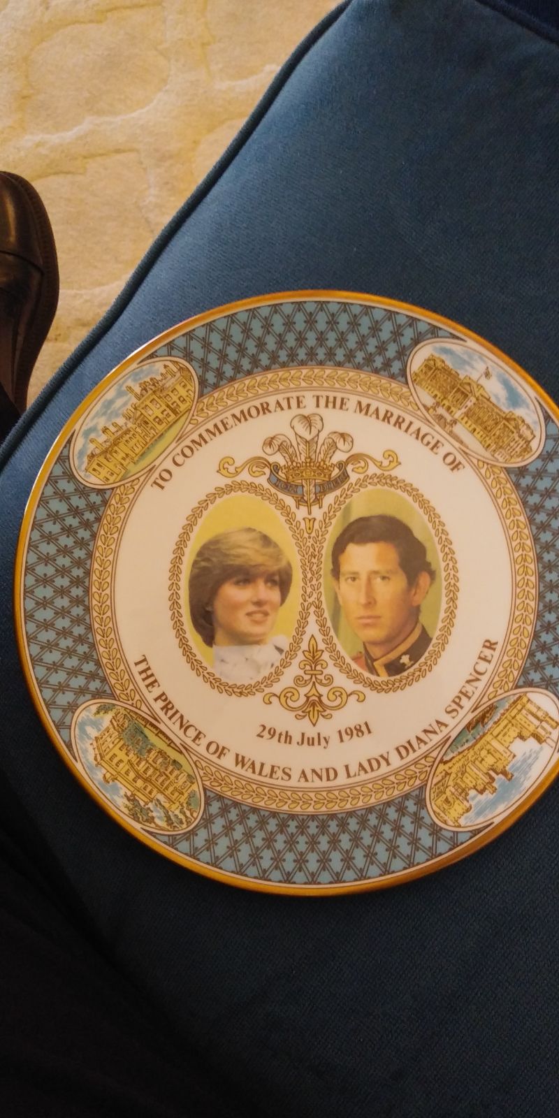 1981 authentic commemorative plate
