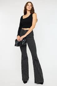 NWT KanCan Dane High Rise Super Flare Jeans Size 11/29 83.95