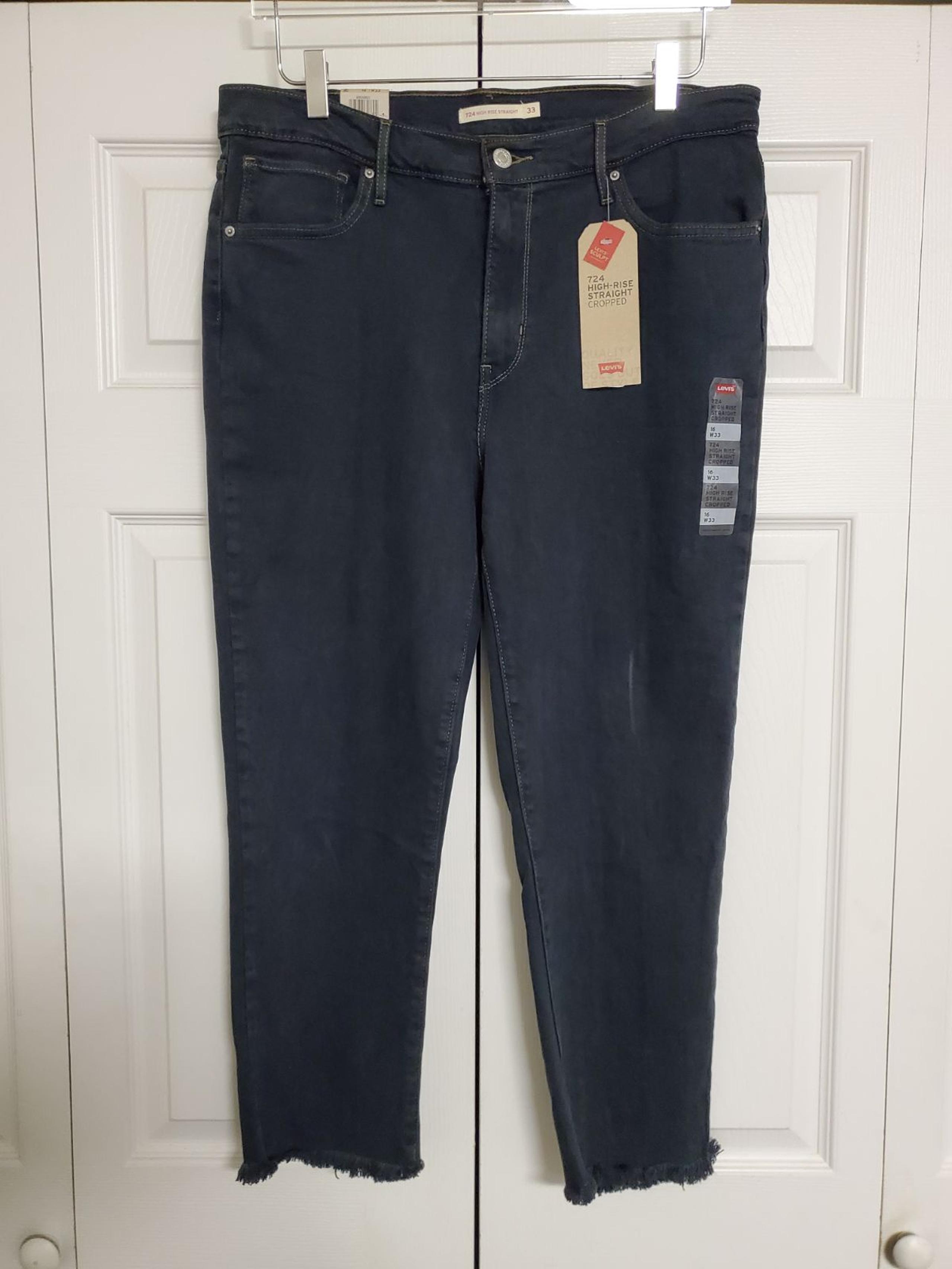 NWT Levi's 724 High-Rise Cropped - 16