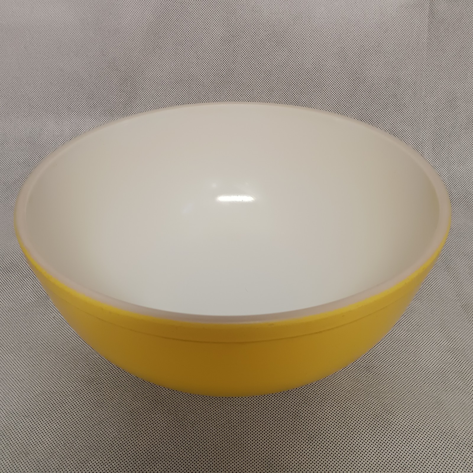 1940's Pyrex Primary Colors Yellow Mixing Bowl 404 No Size or # Markings Vintage