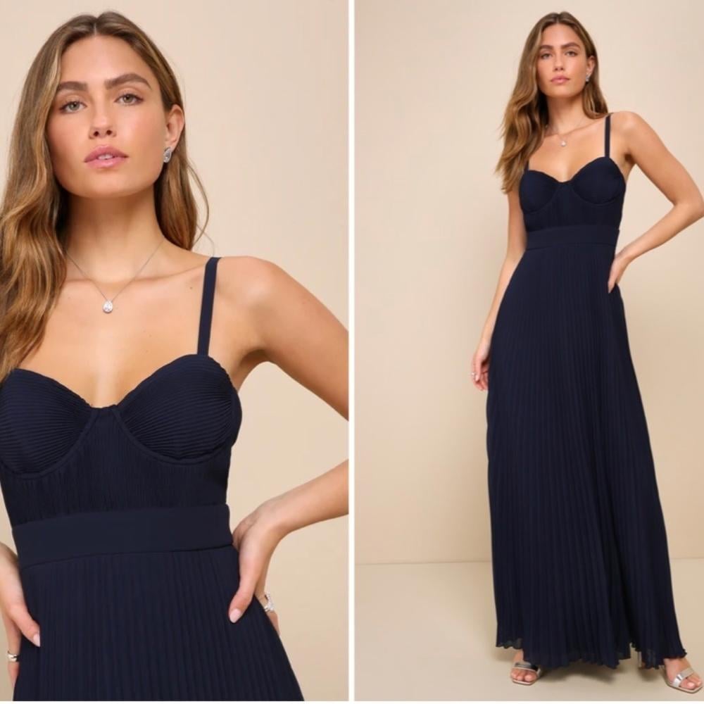 LULU's Prom Wedding Bridesmaid Sexy Pleated Bustier Romantic Flowy Maxi Dress