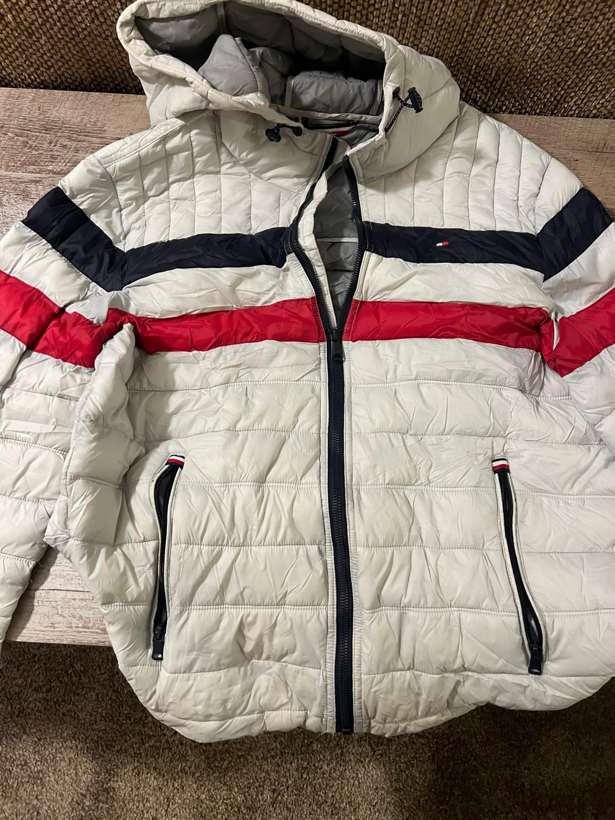 Men’s Tommy Hilfiger puffer coat