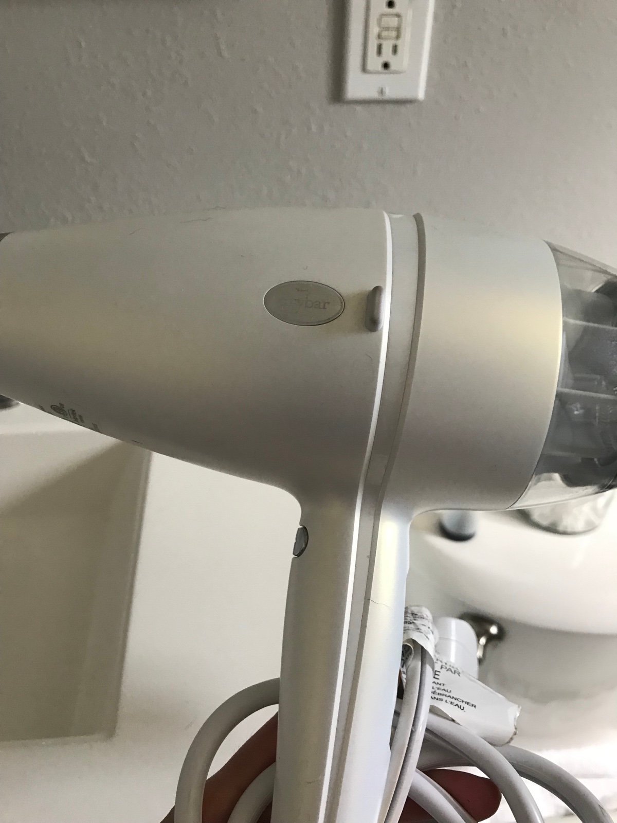 Dry bar hair dryer